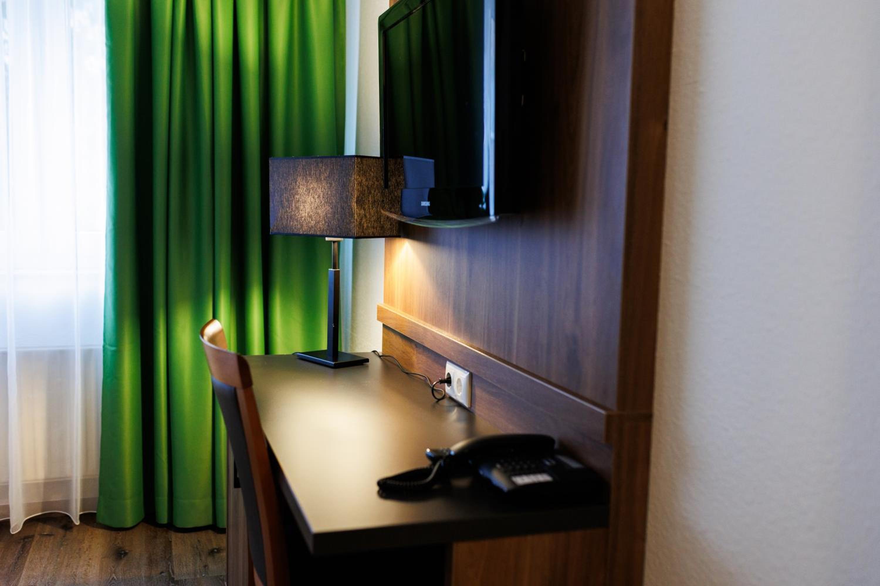 Deluxe Twin Room - Photo 2