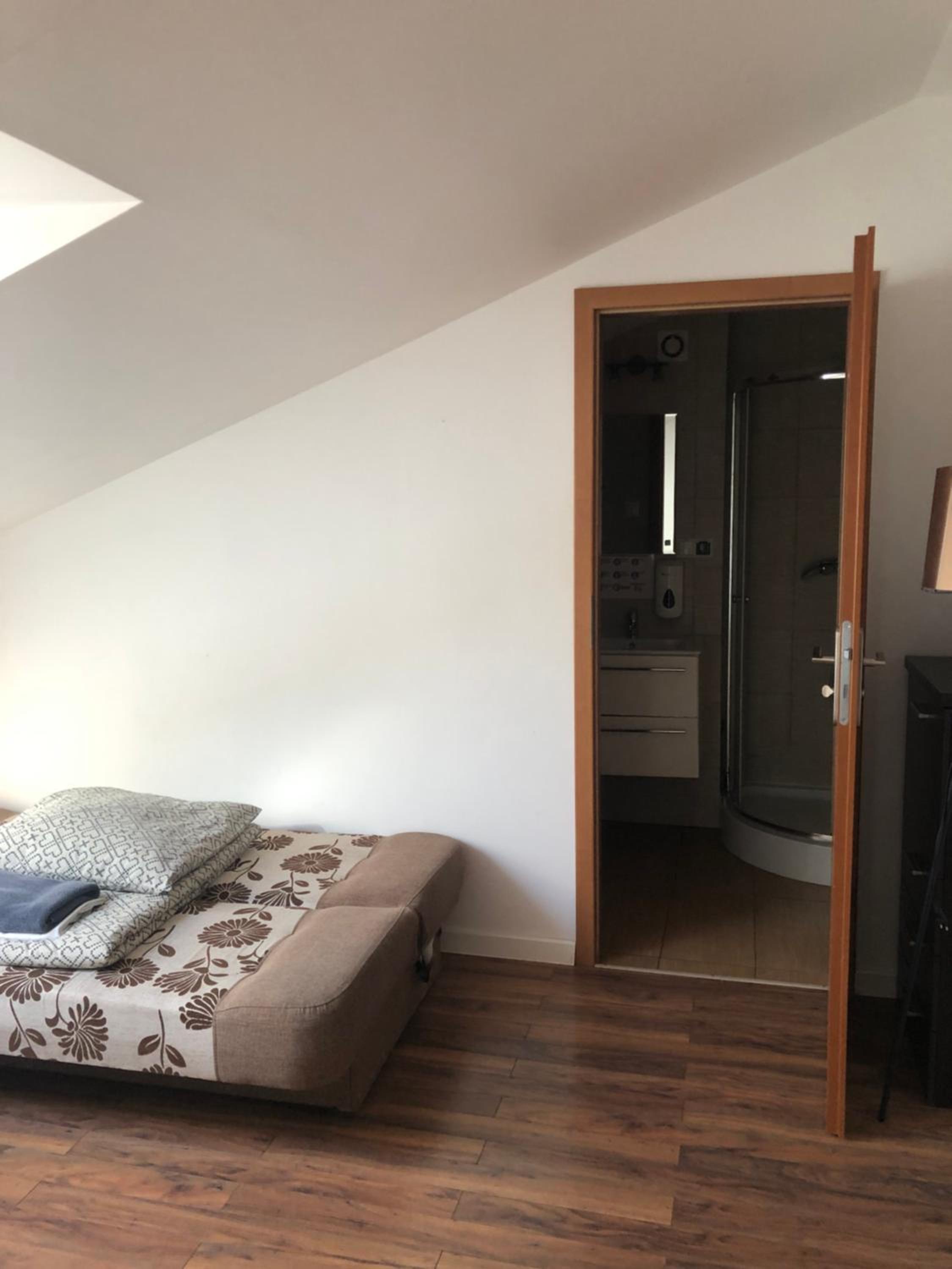 Double Room with Private Bathroom photo 2