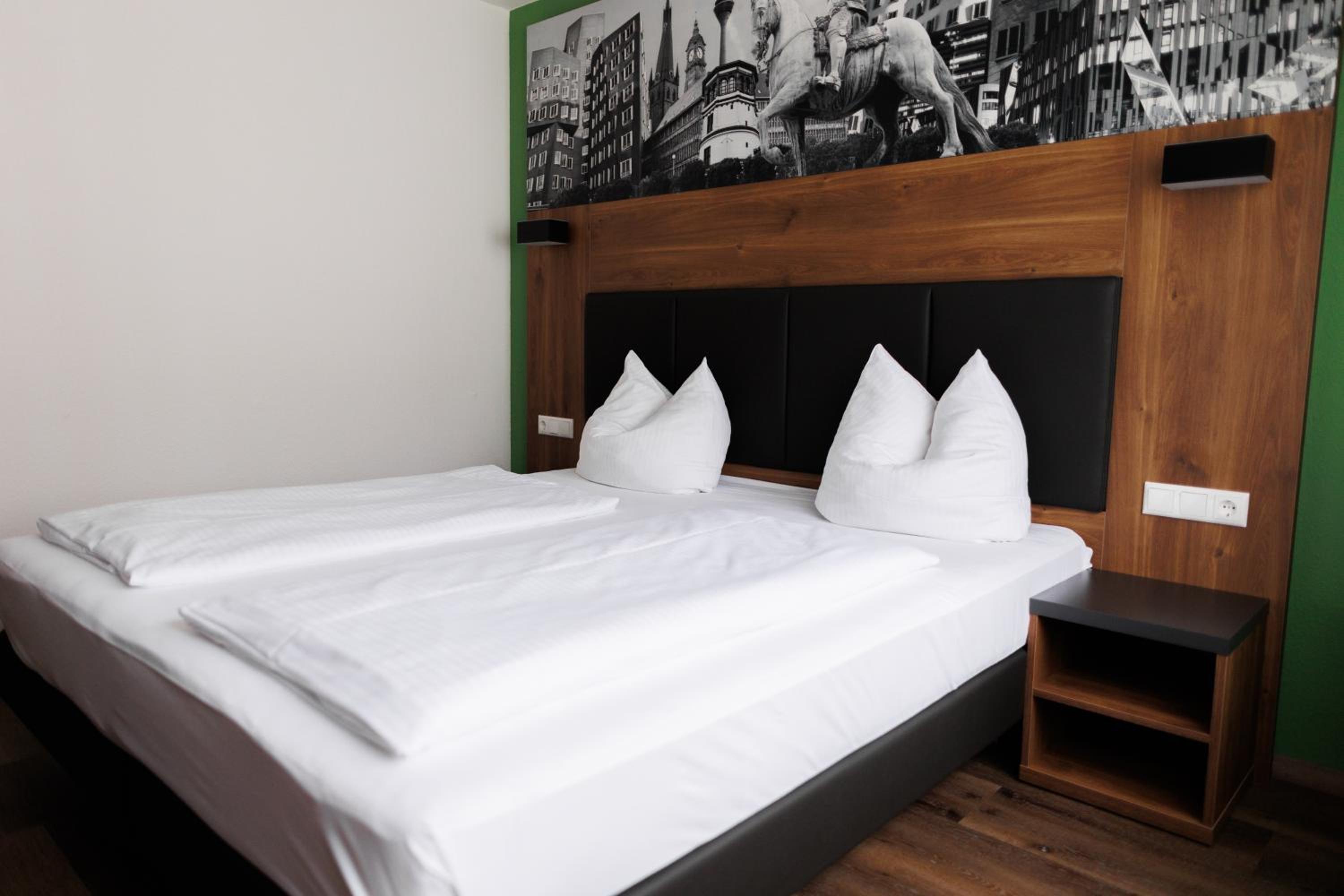 Deluxe Double Room - Photo 7