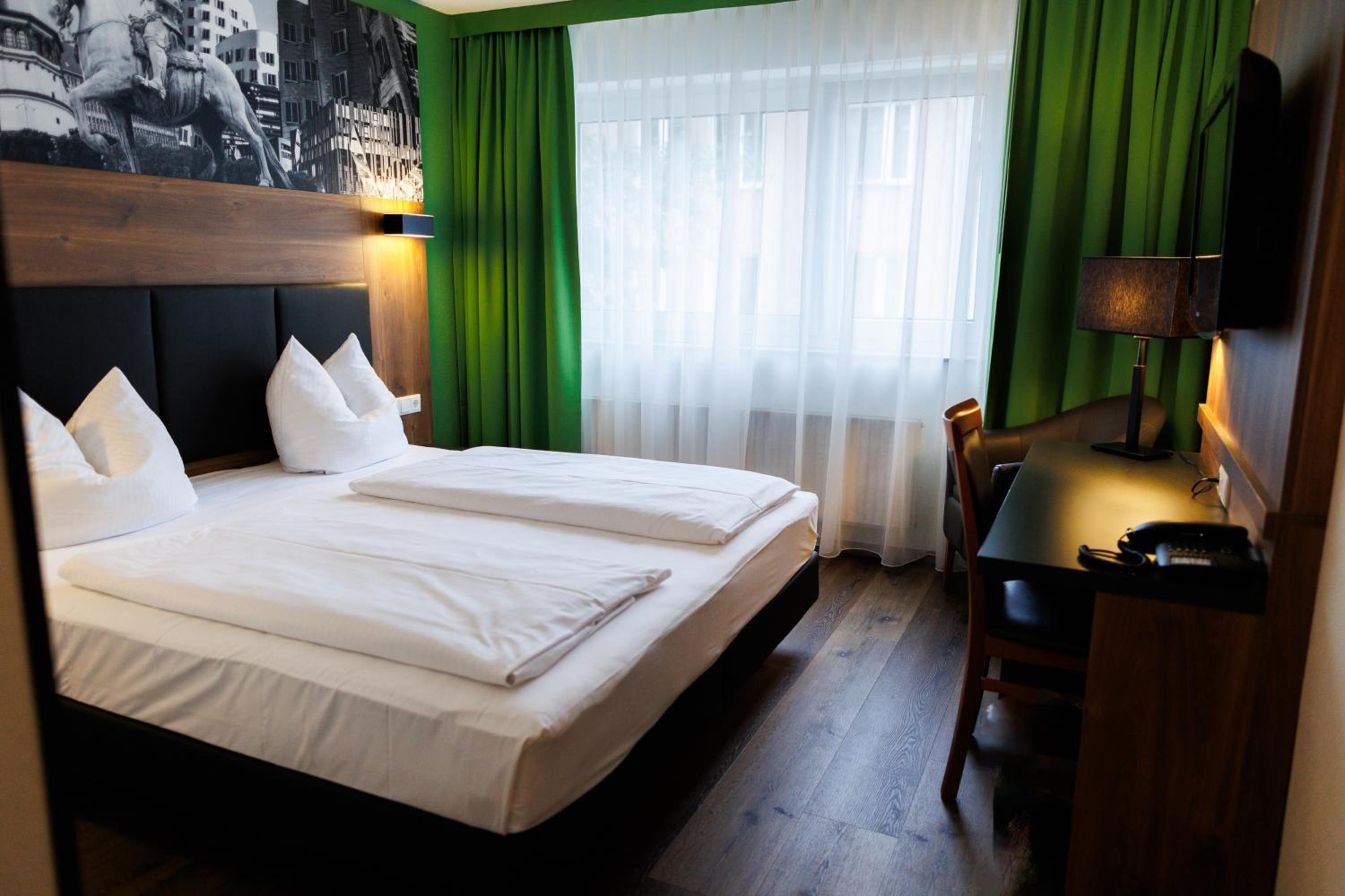 Deluxe Double Room - Photo 5