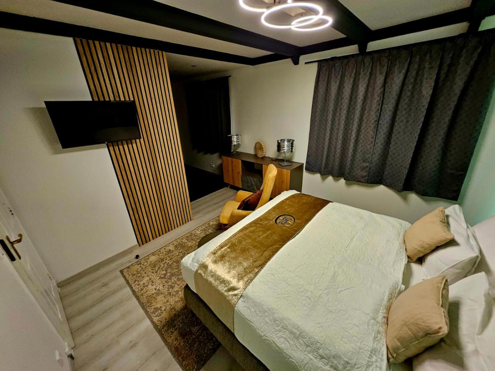 Two-Bedroom Suite photo 3