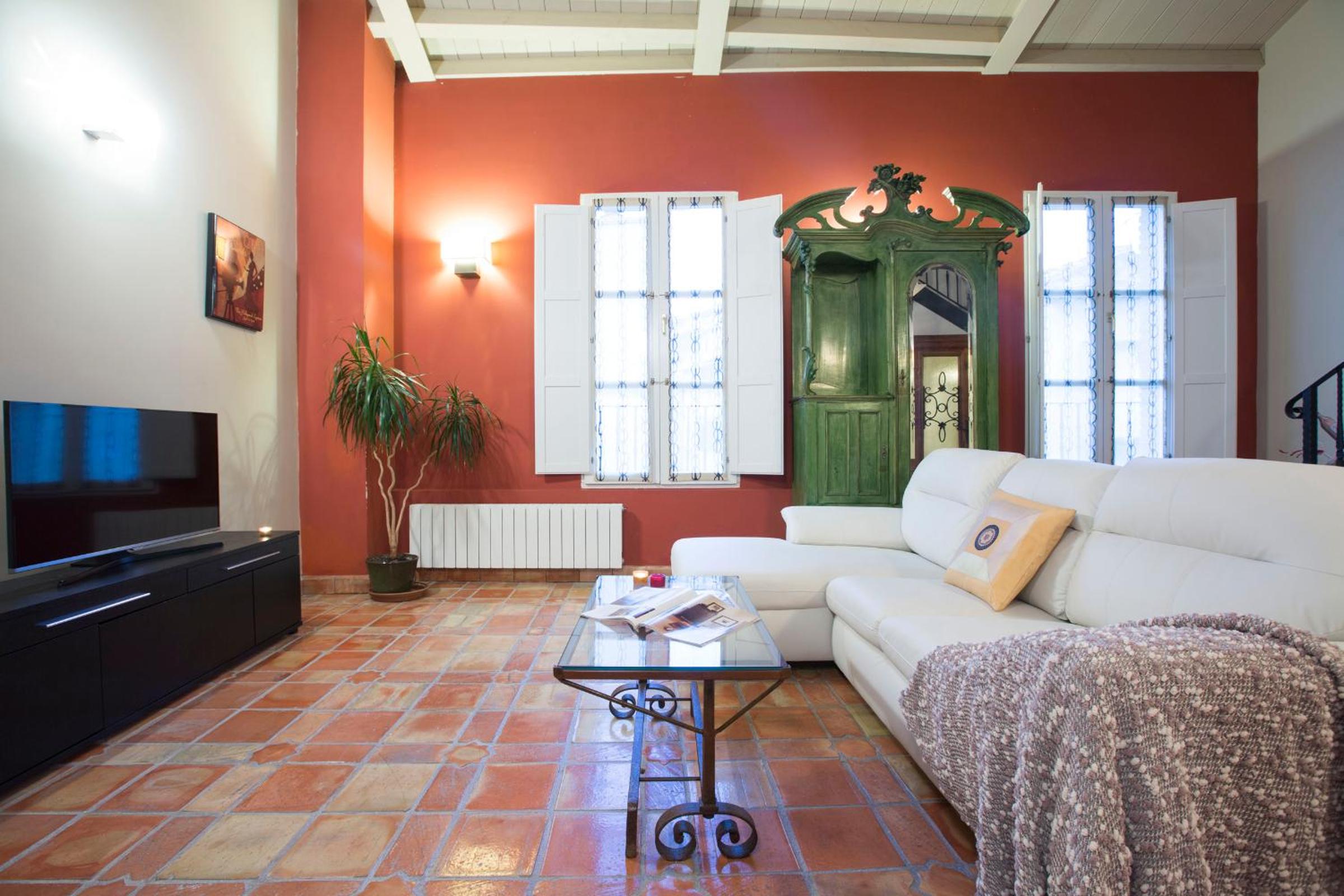 Apartamento Dúplex Familiar (2 Adultos + 3 Niños)