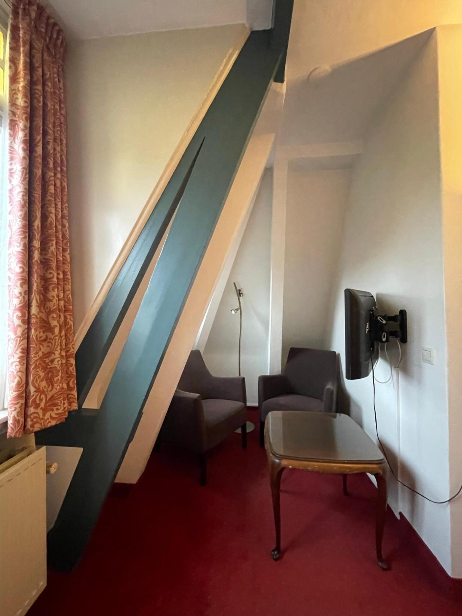 Deluxe Double or Twin Room photo 2