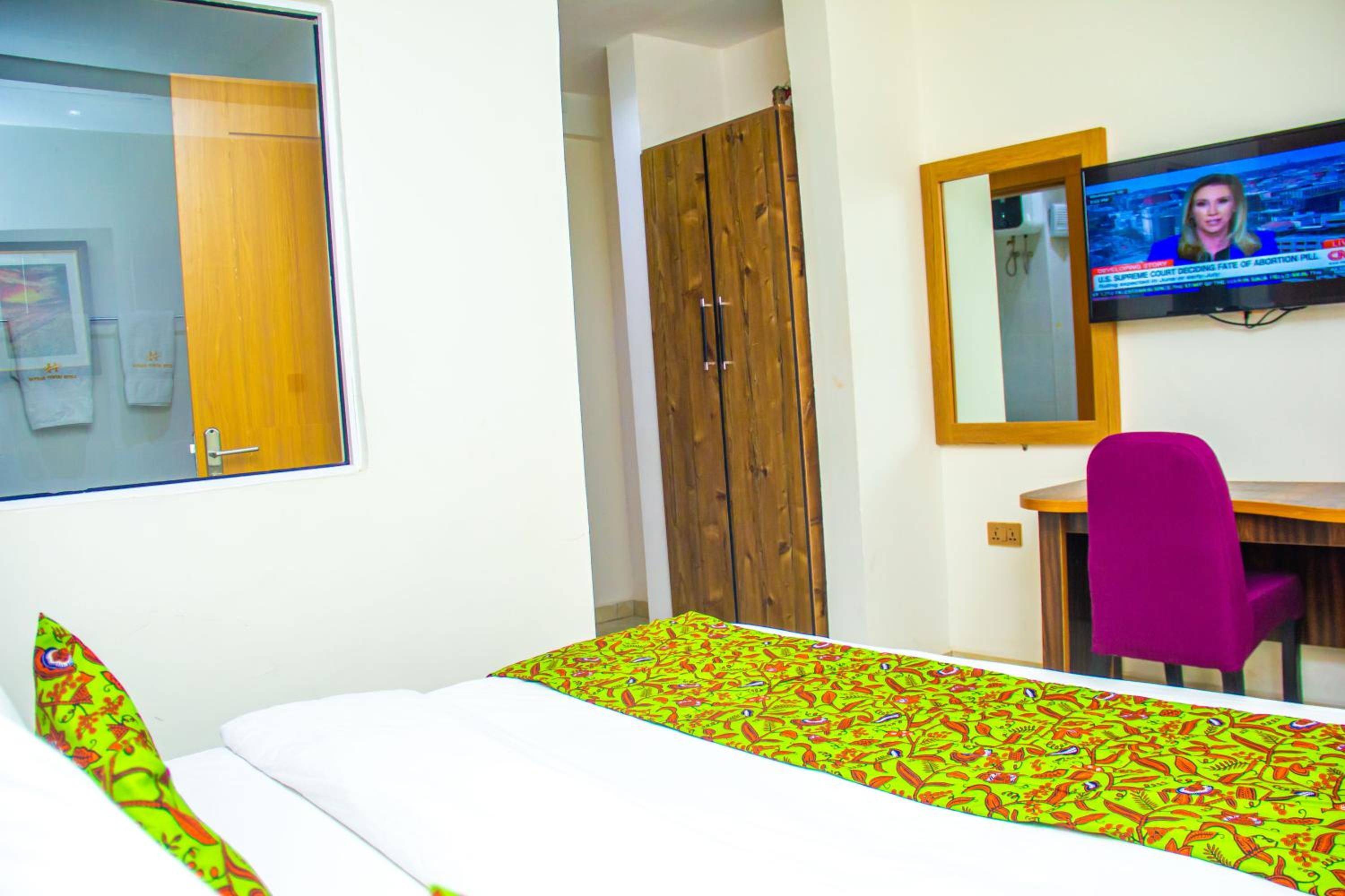 Executive Suite photo 1