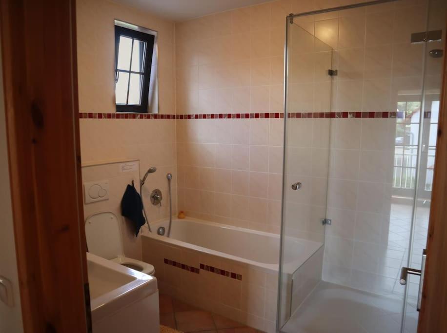 Three-Bedroom Apartment With Balcony photo 3