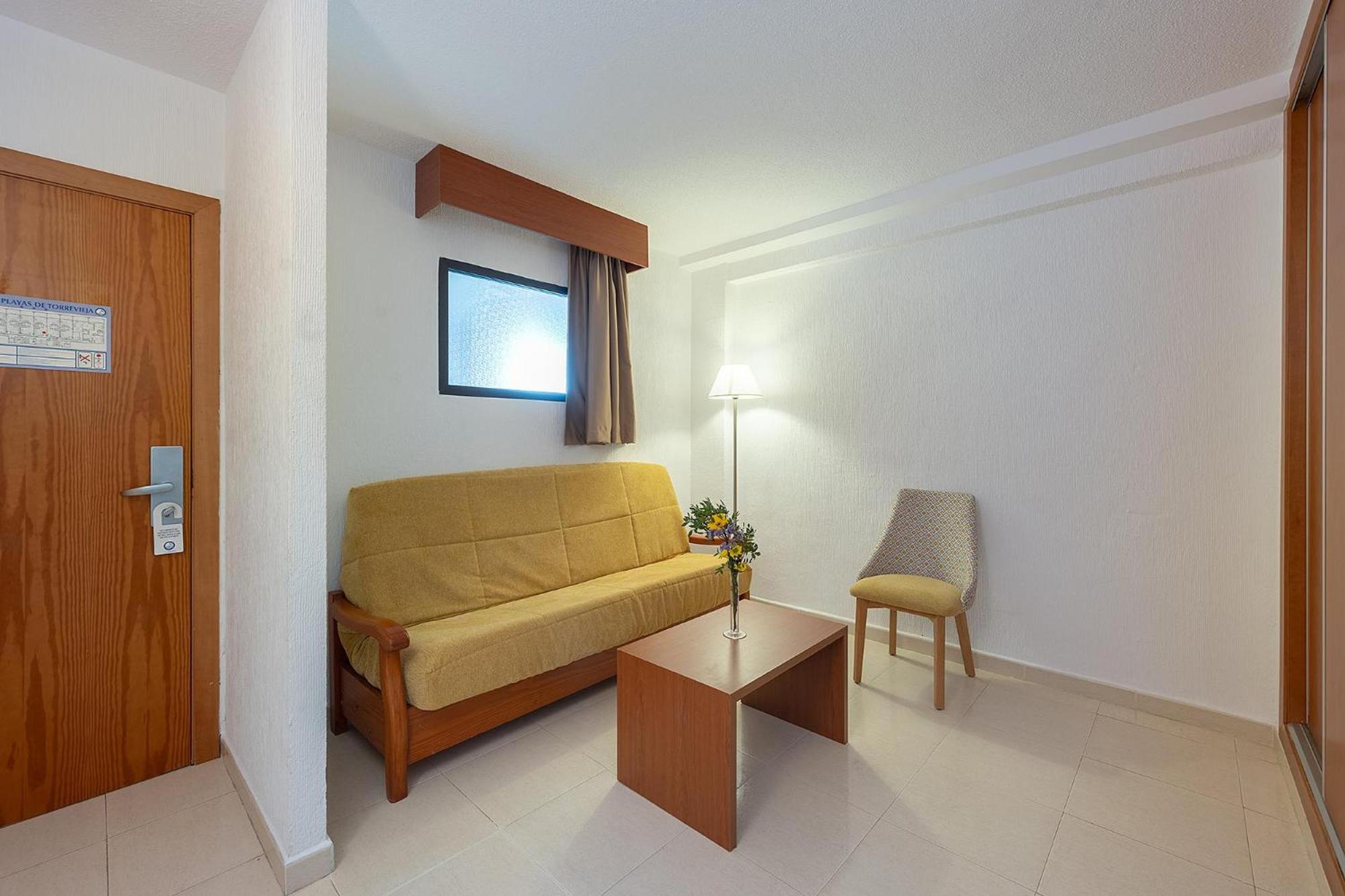 Family Room with Sea View (2 Adults + 2 Children) - Photo 20