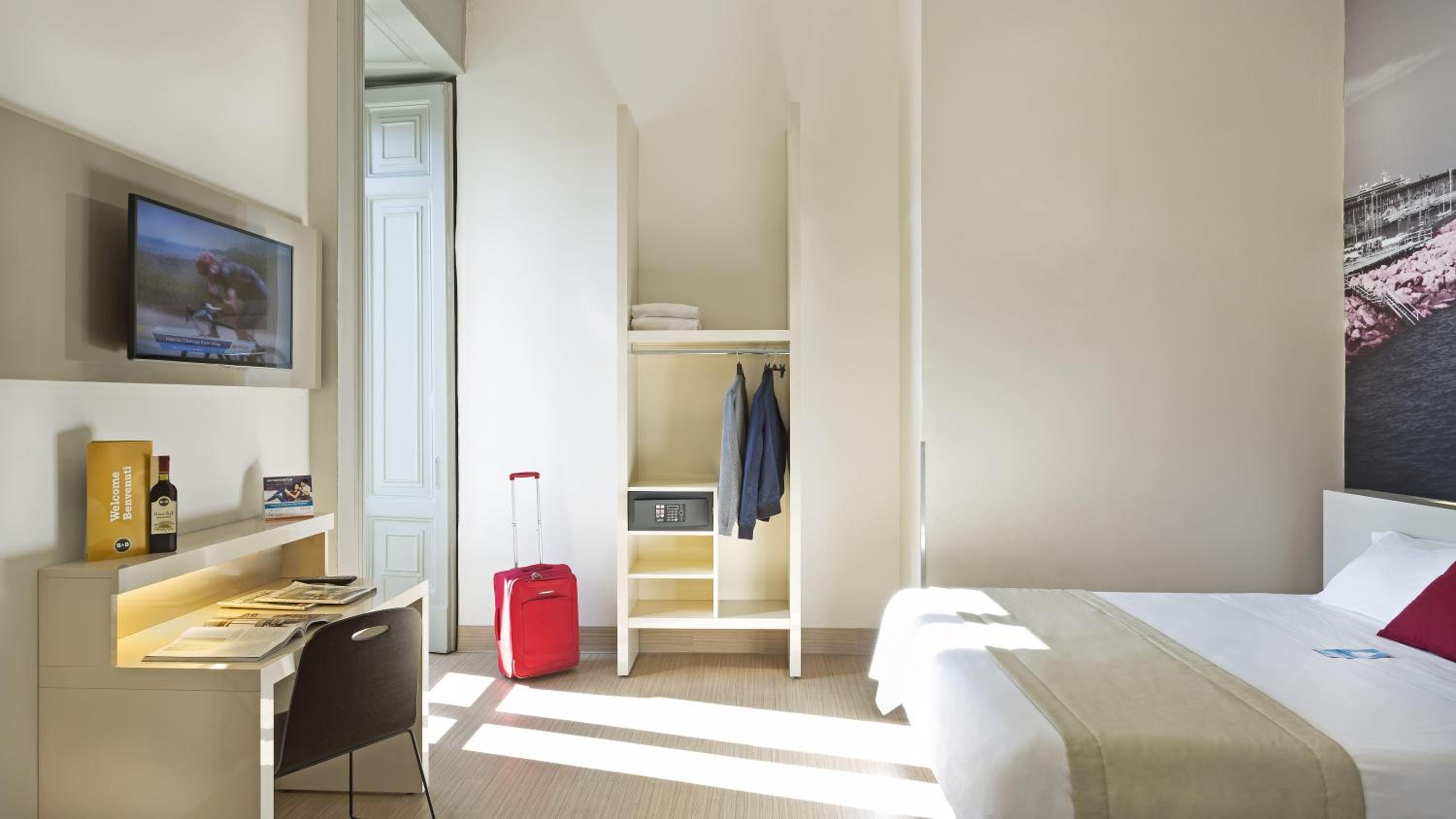 Double Room with Terrace - Photo 11
