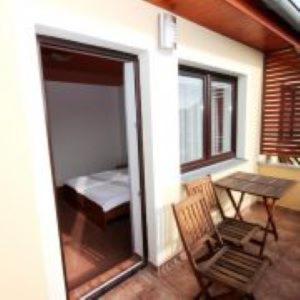 Comfort Double Room with Balcony - Photo 4