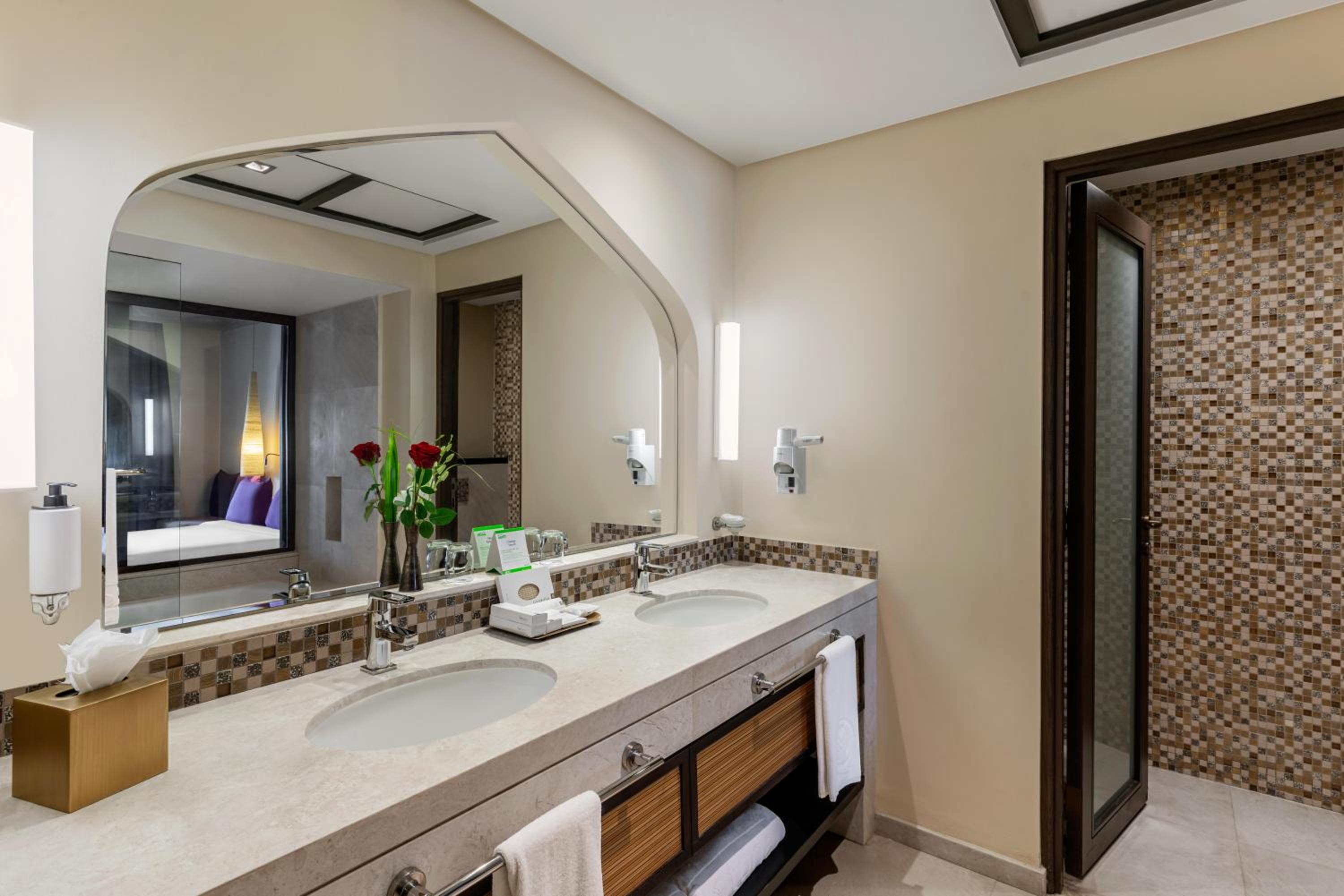 Junior Suite with Aqua Park Access - Photo 4