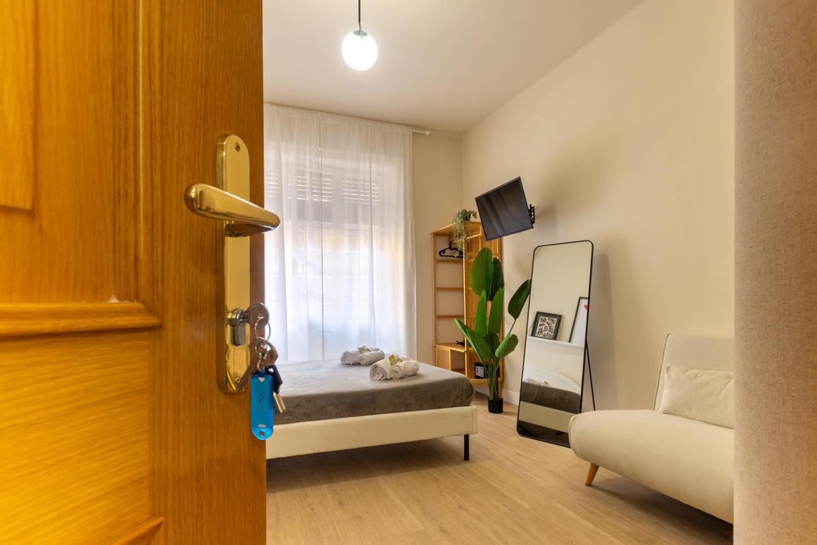Deluxe Double Room with Extra Bed