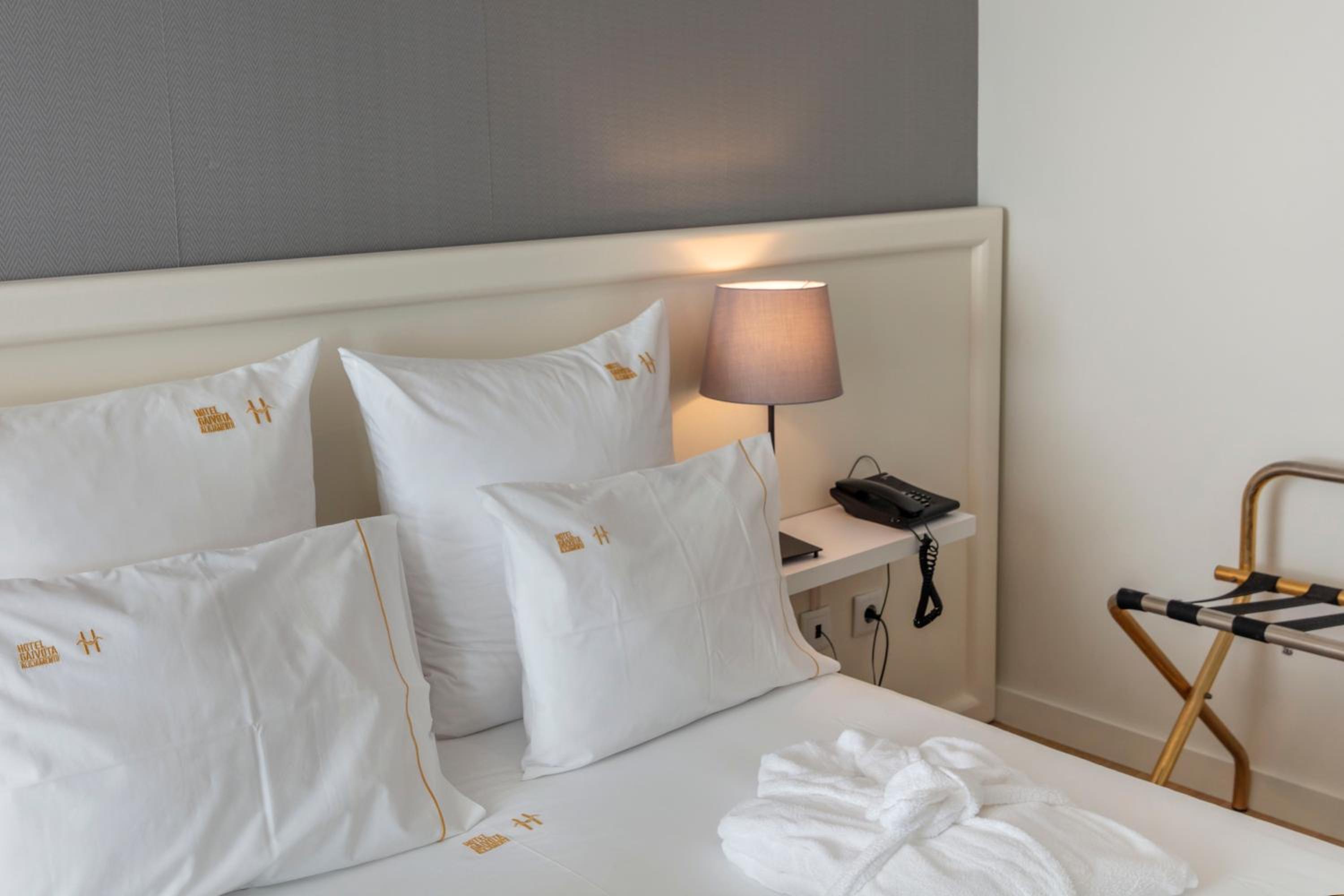 Budget Double Room - Photo 1