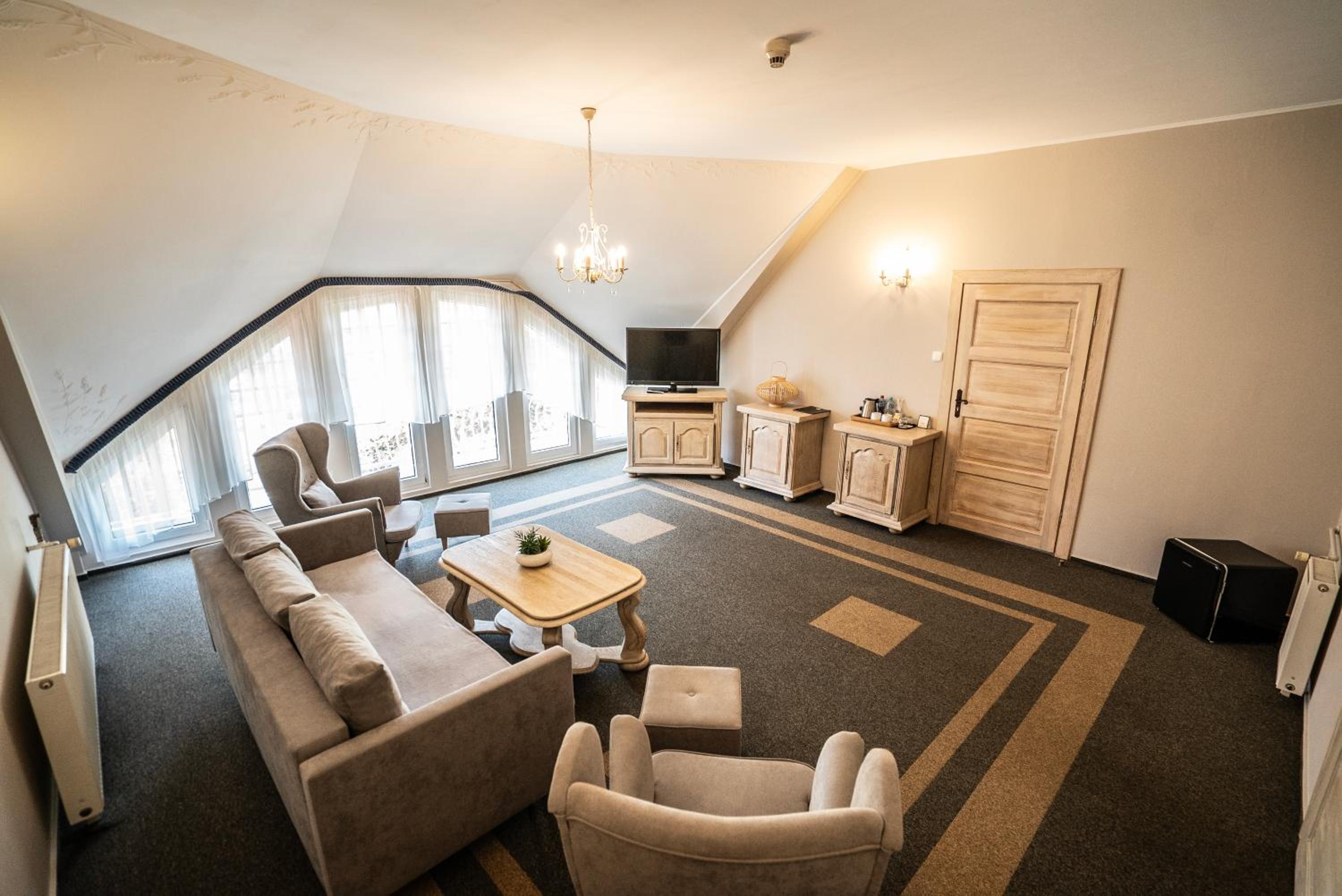 Apartment - Photo 4