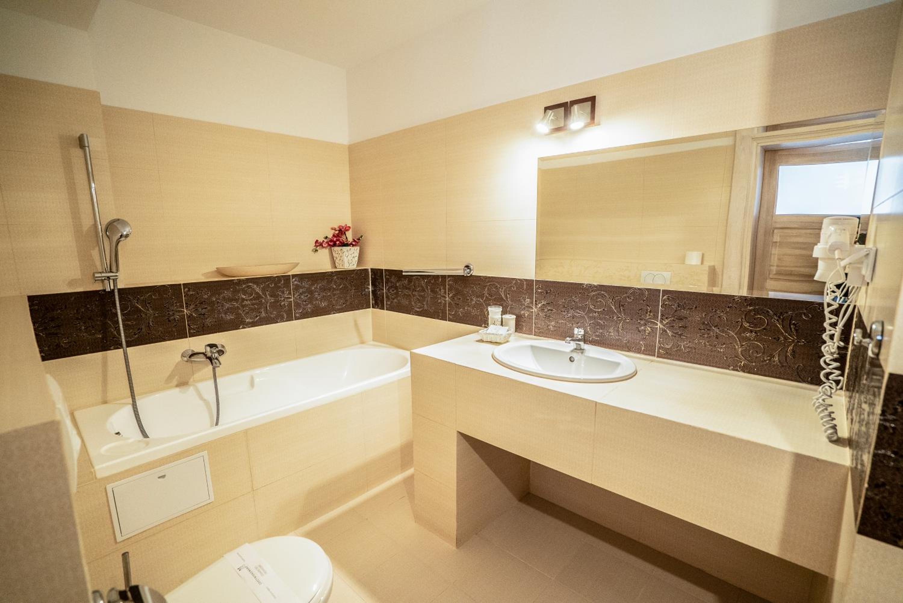 Apartment - Photo 3