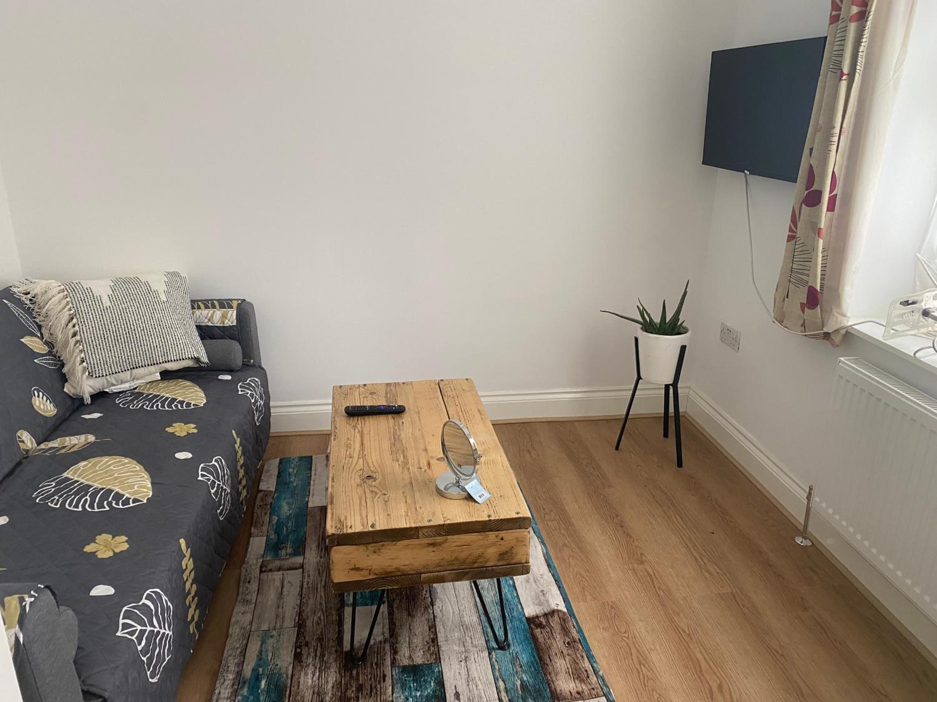 Apartment photo 3