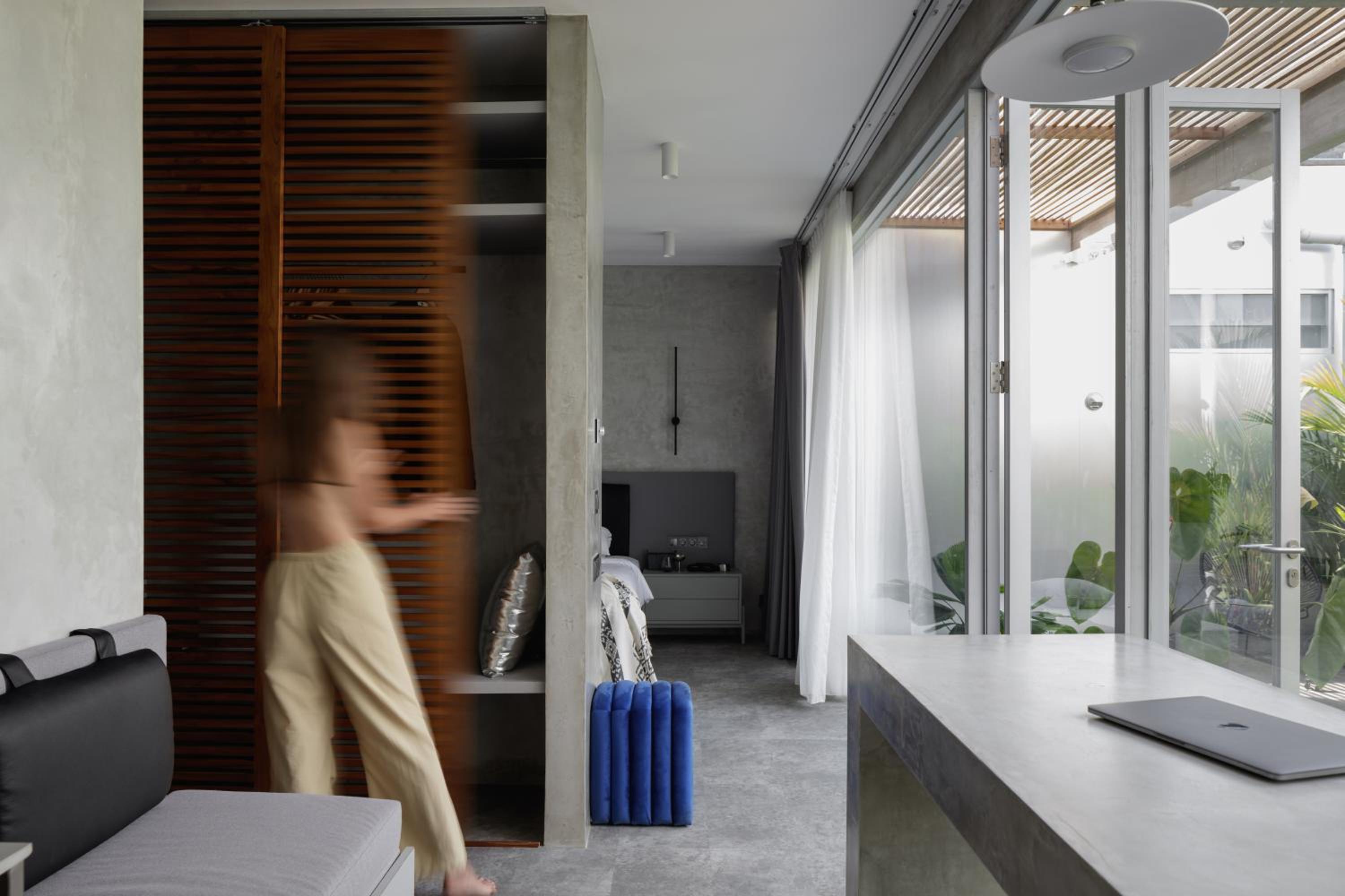 One-Bedroom Apartment with Spa Bath - Photo 10