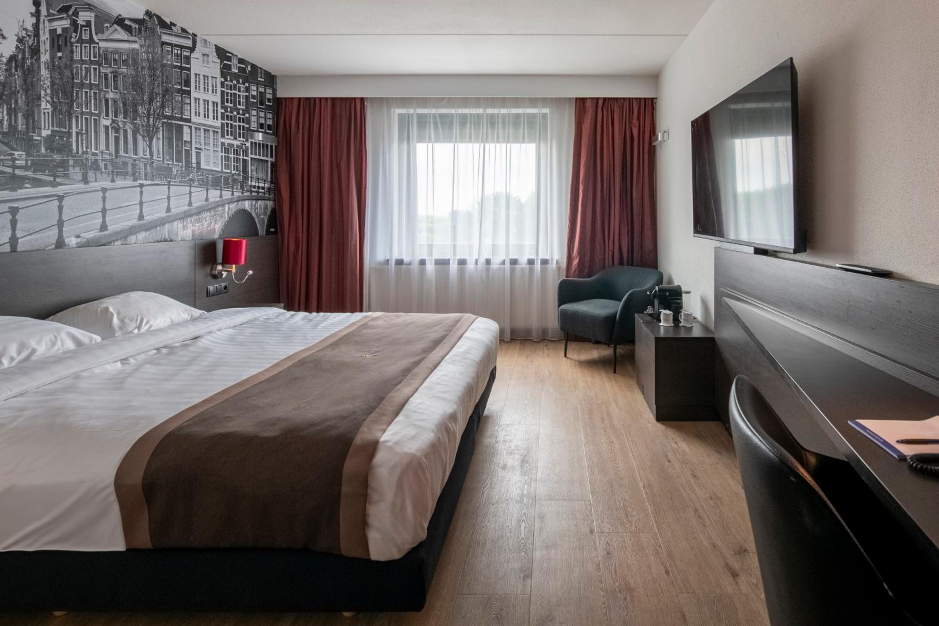 Comfort King Room photo 2