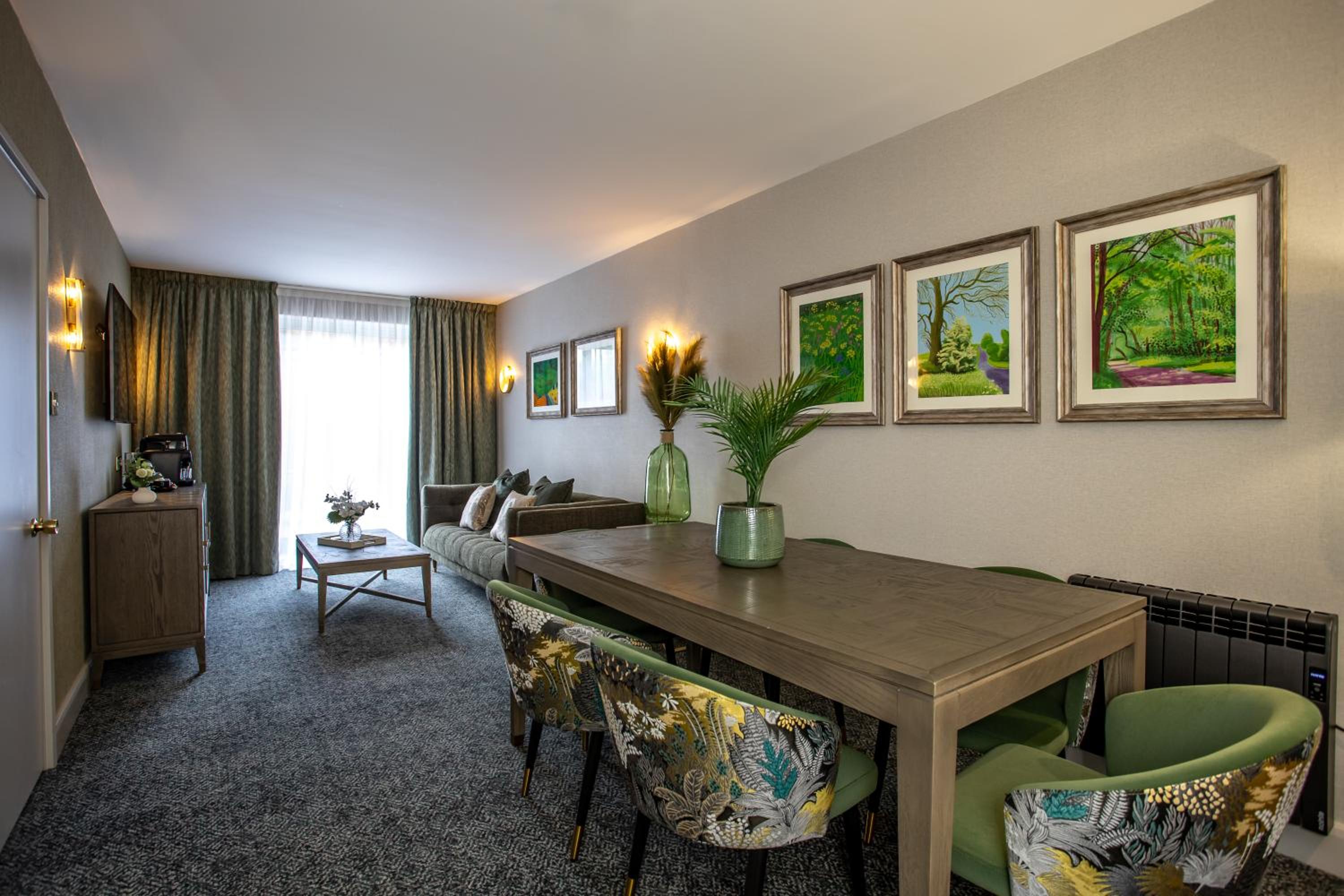 Double Suite - Non-Smoking - Photo 7