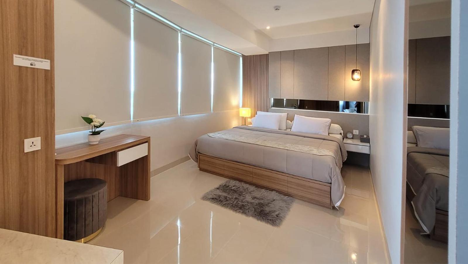 One-Bedroom Apartment with Balcony and Sea View photo 1