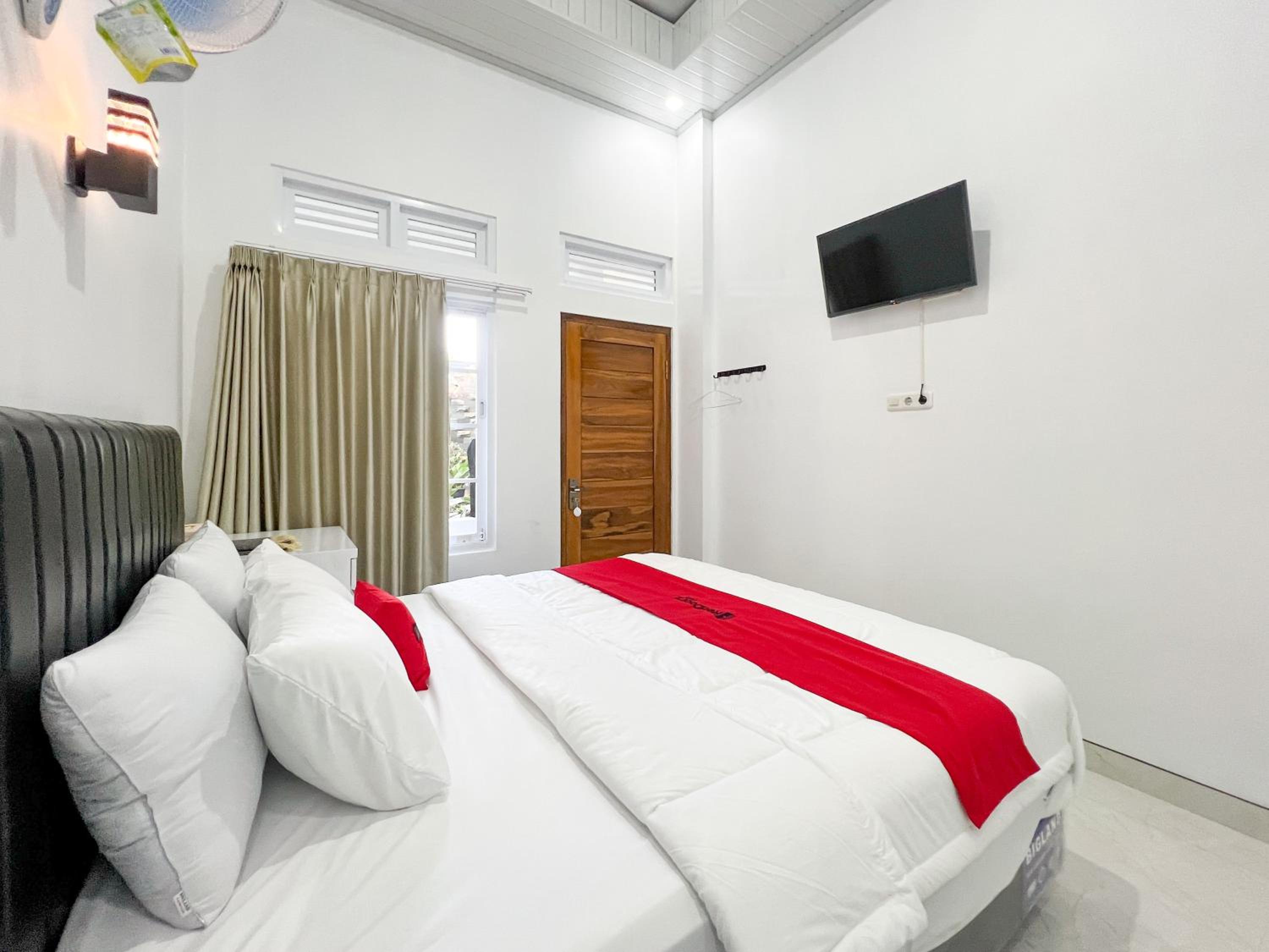 Standard Double Room photo 3