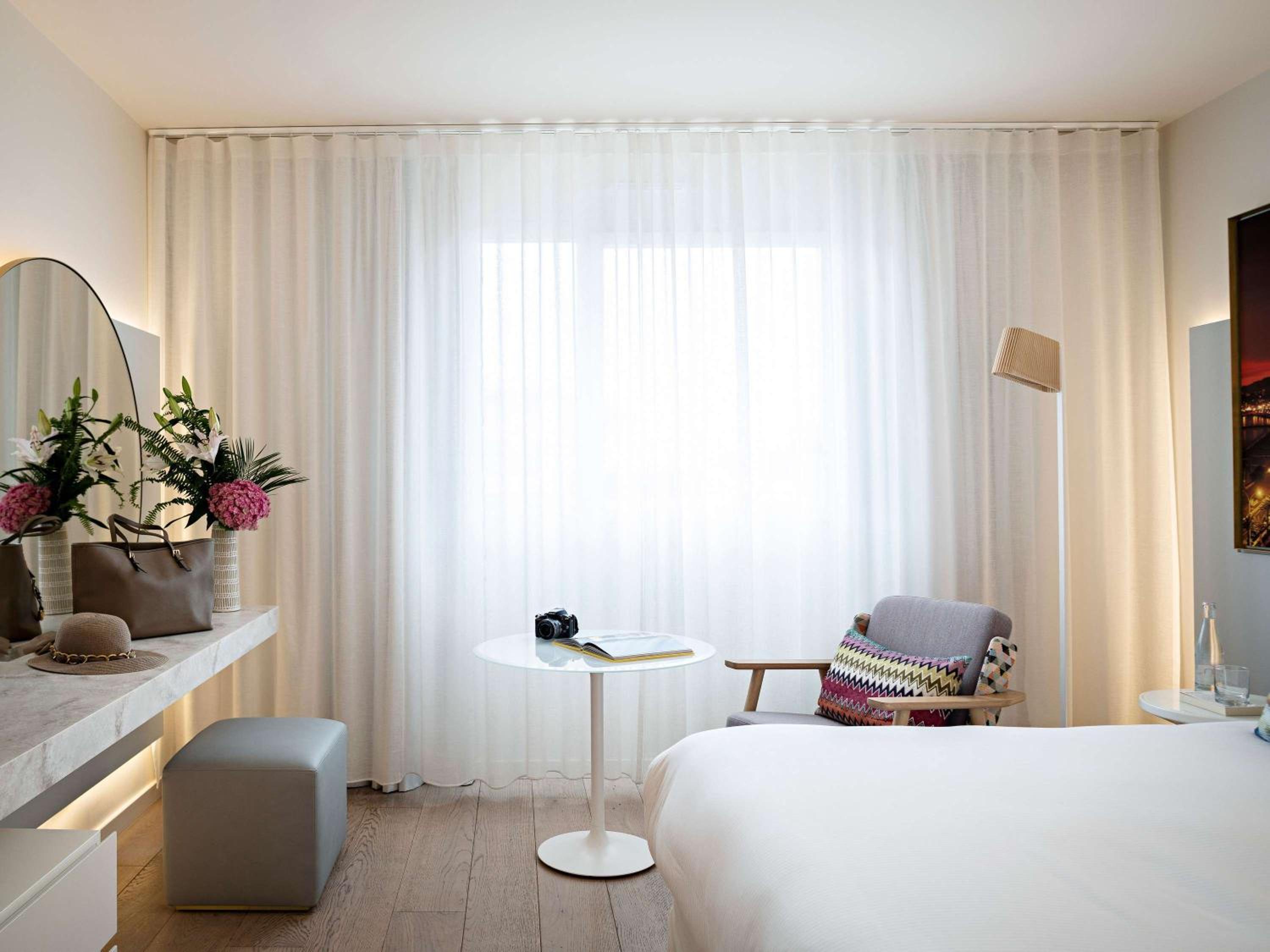 Superior Queen or Twin Room - Photo 7