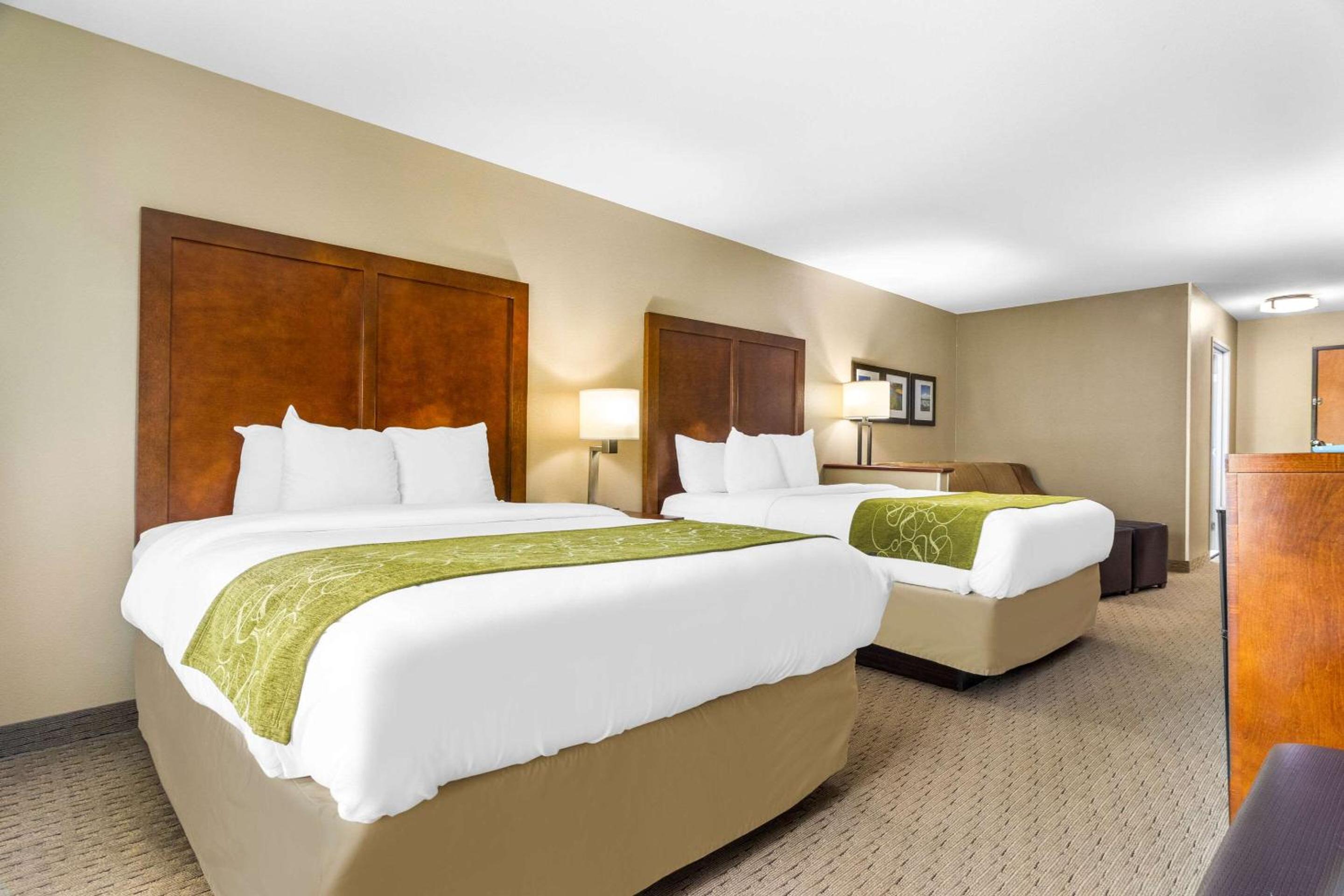 Queen Suite - Photo 4