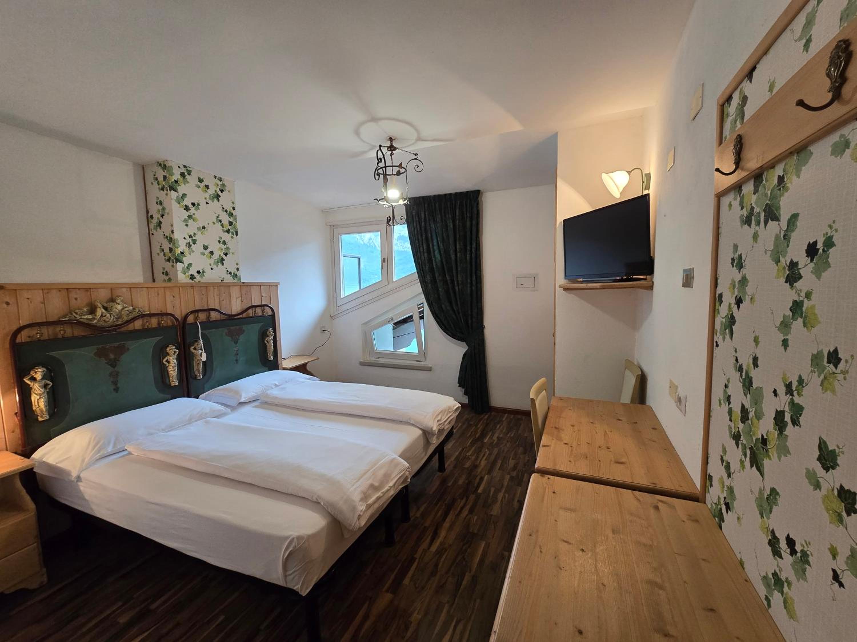Double Or Twin Room With Lake View photo 1