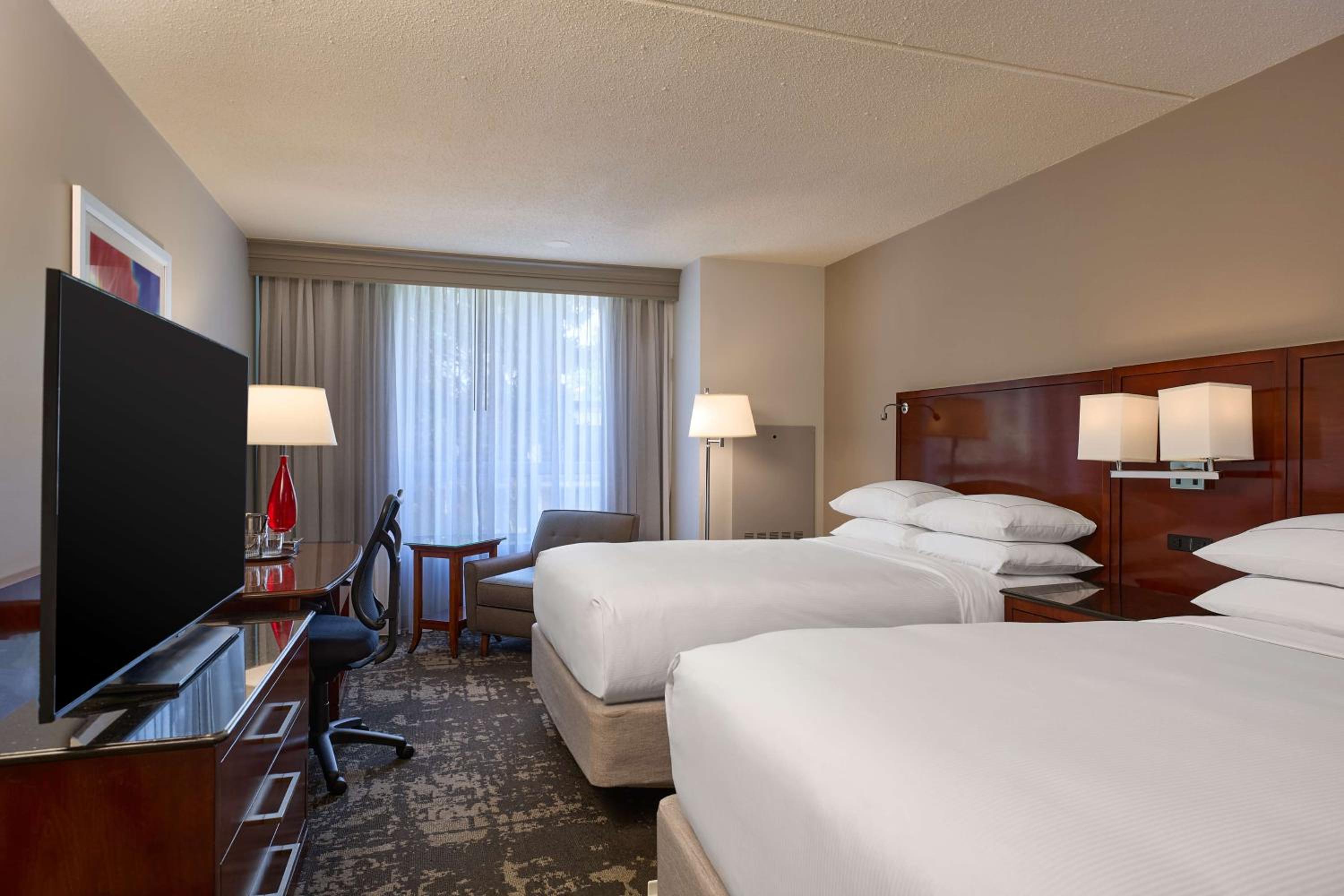 Executive Double Room With Two Double Beds photo 2