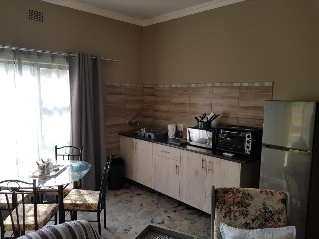 Apartment - Photo 4