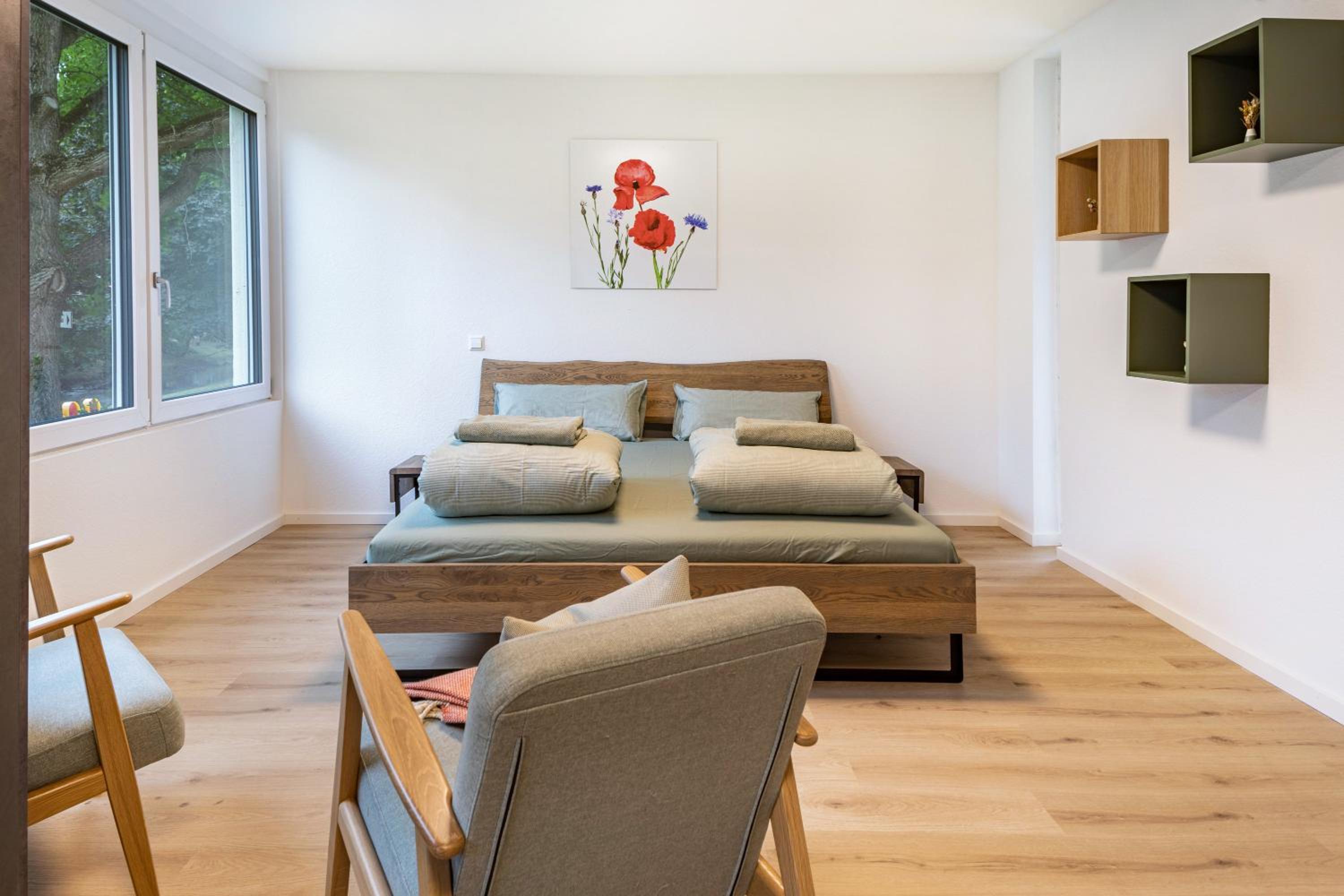 Two-Bedroom Deluxe Apartment with Garden View