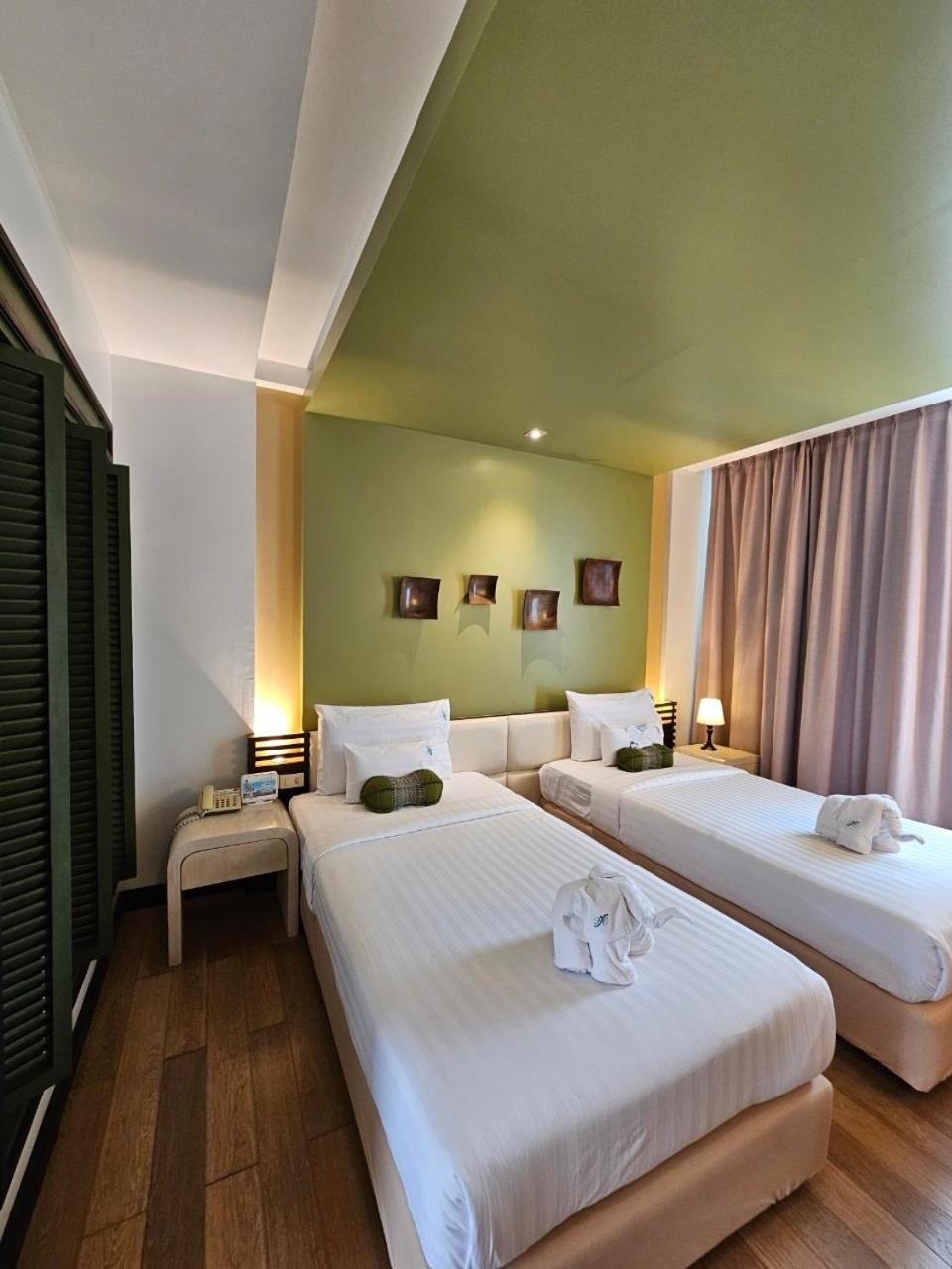 Twin Room with Terrace - Photo 10