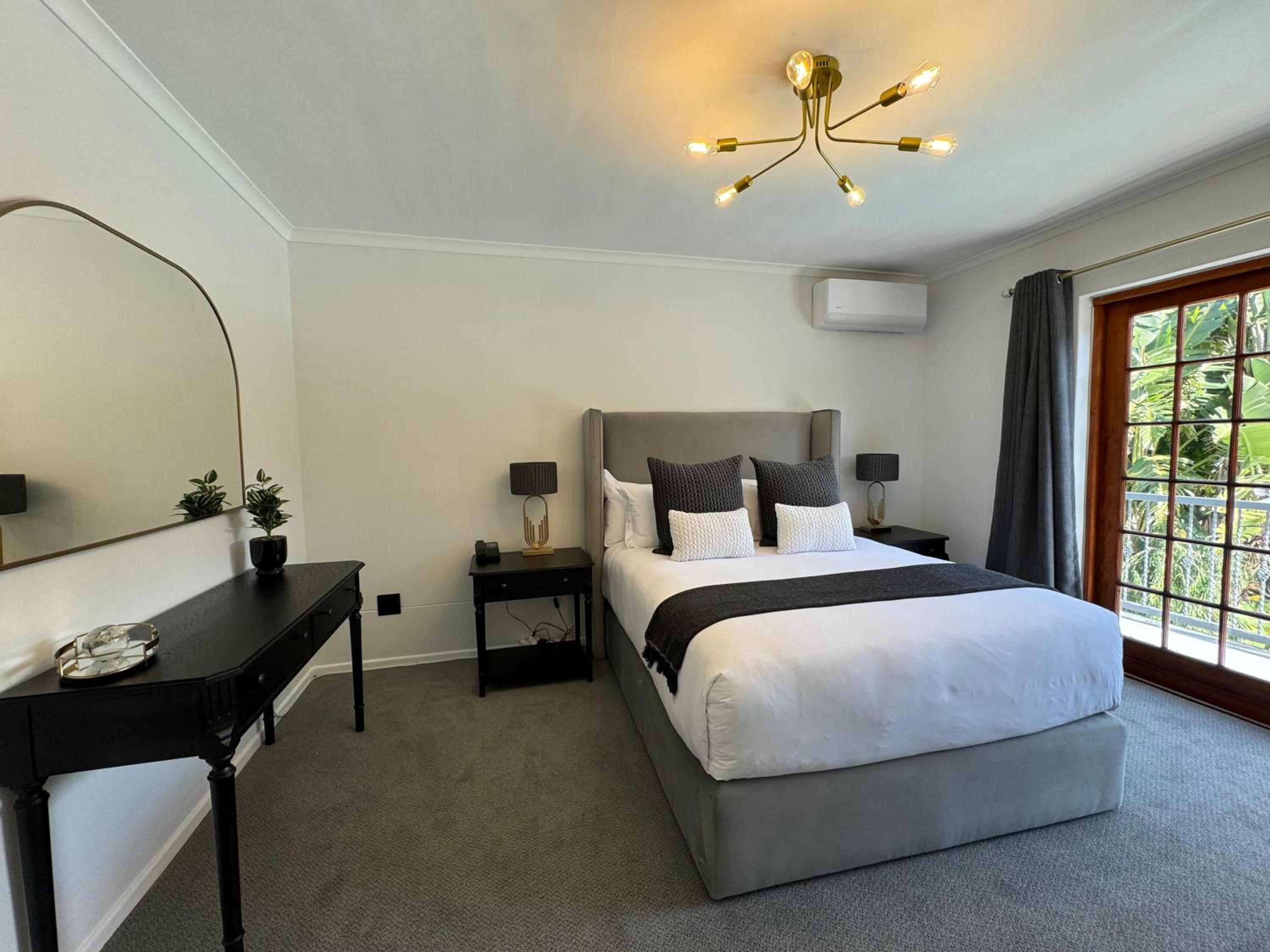 Family Suite - Photo 16