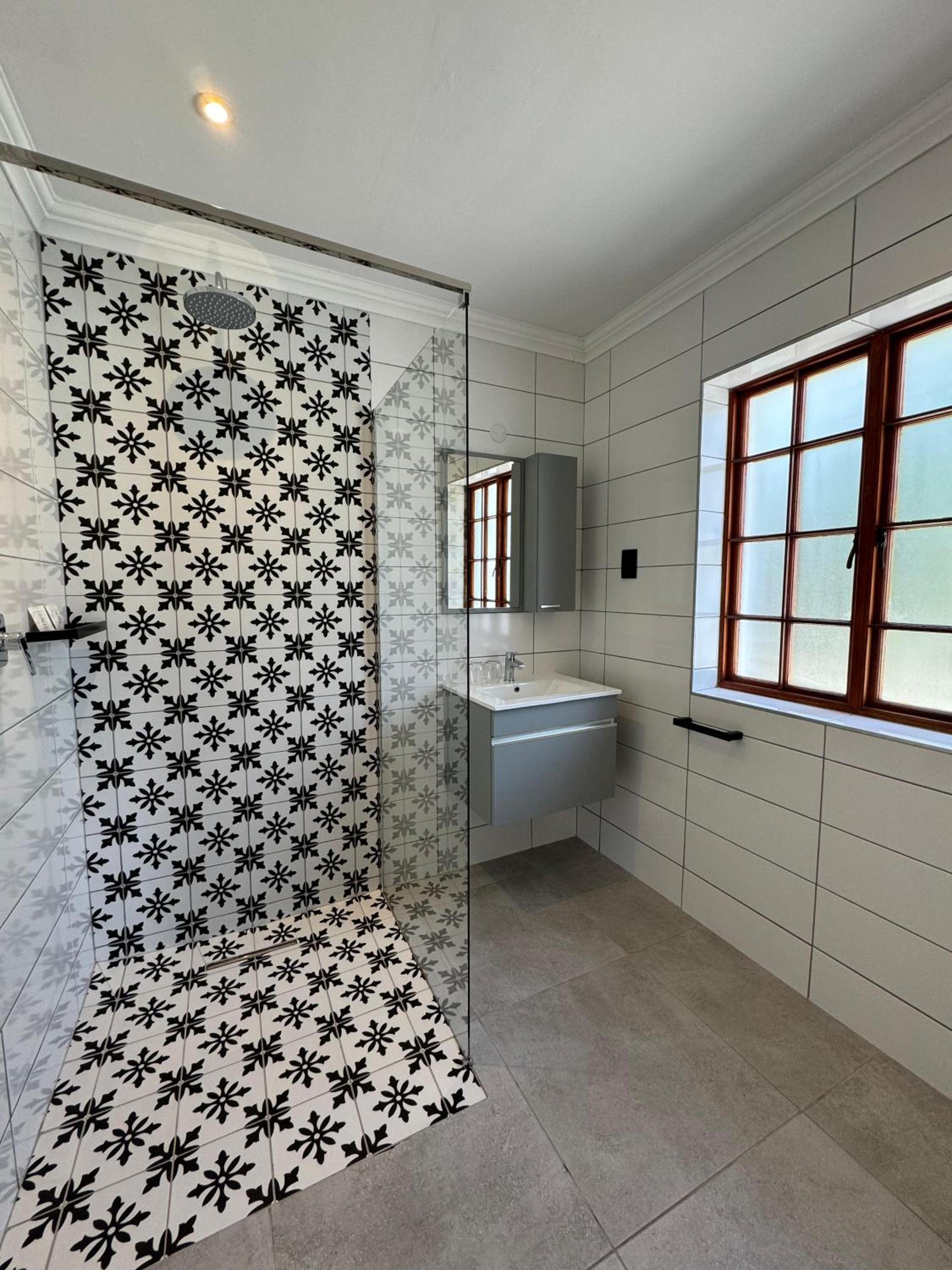 Family Suite - Photo 10