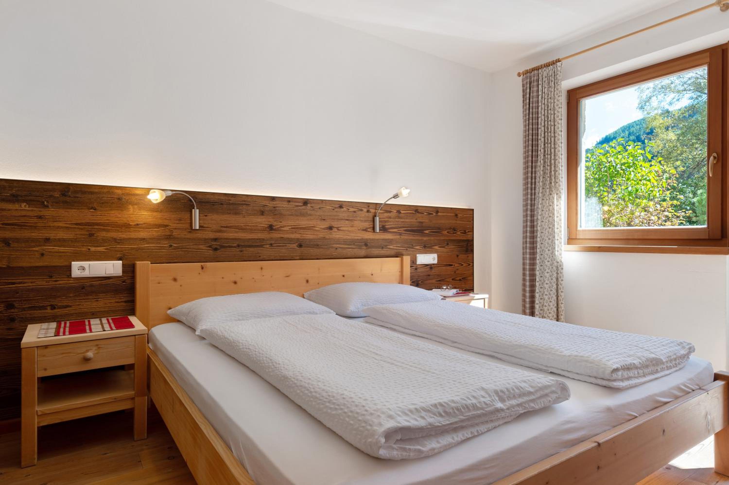 Quadruple Room with Mountain View