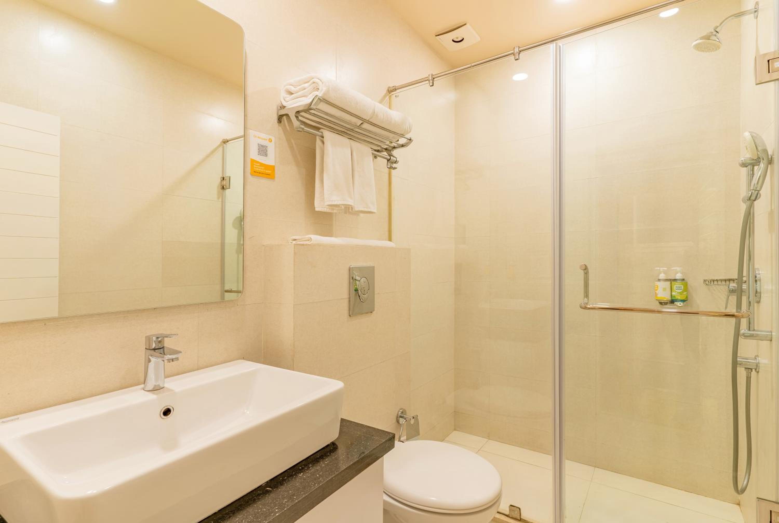 Standard King Room - Photo 2