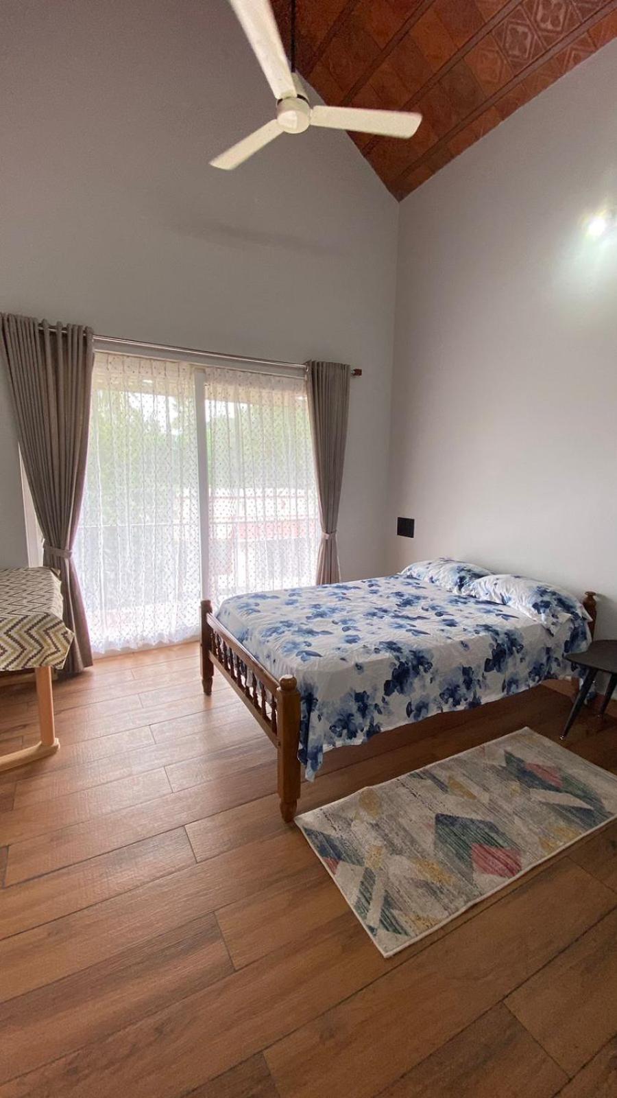 One-Bedroom House photo 2