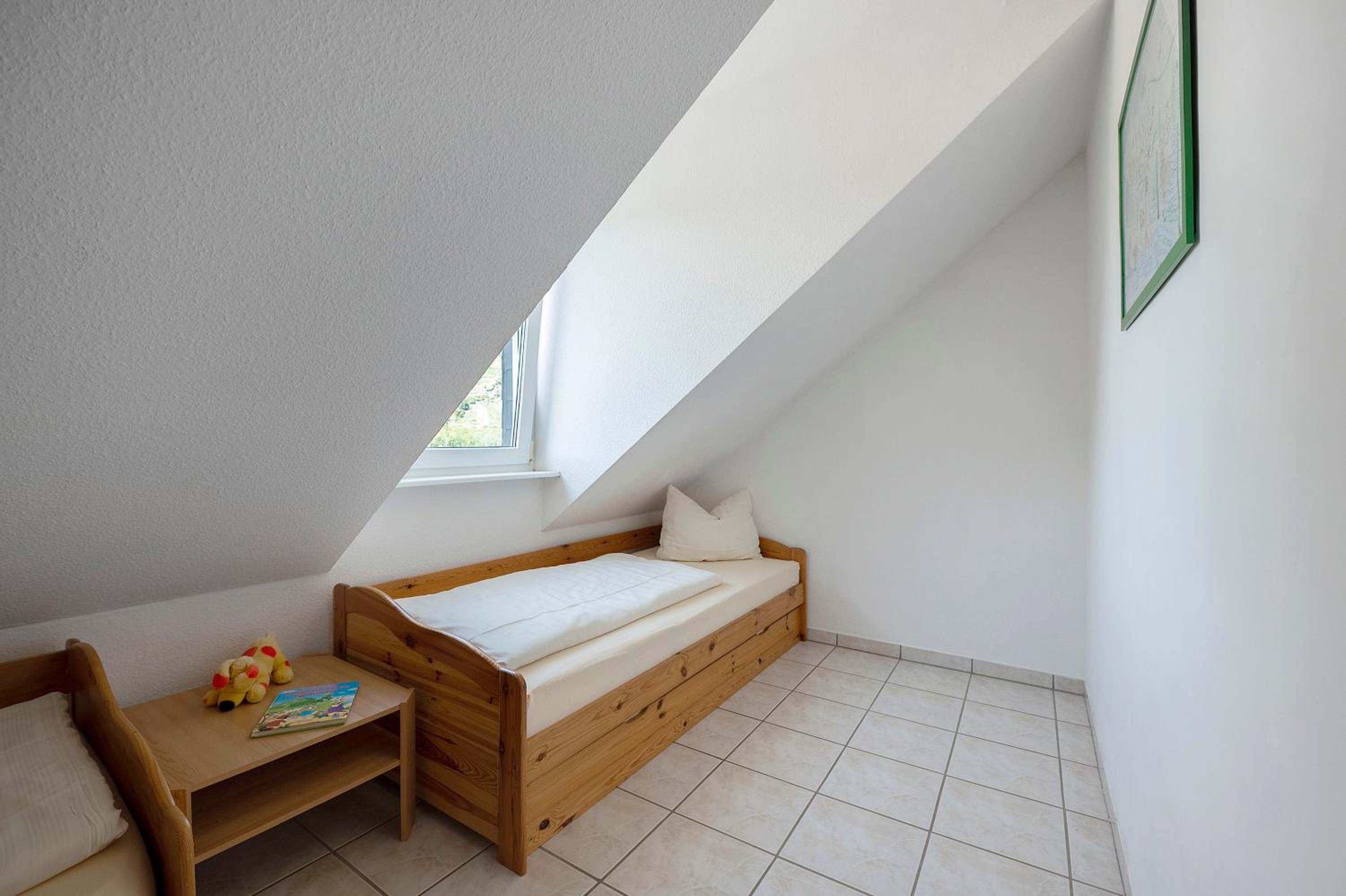 Two-Bedroom Deluxe Apartment with Garden View photo 2