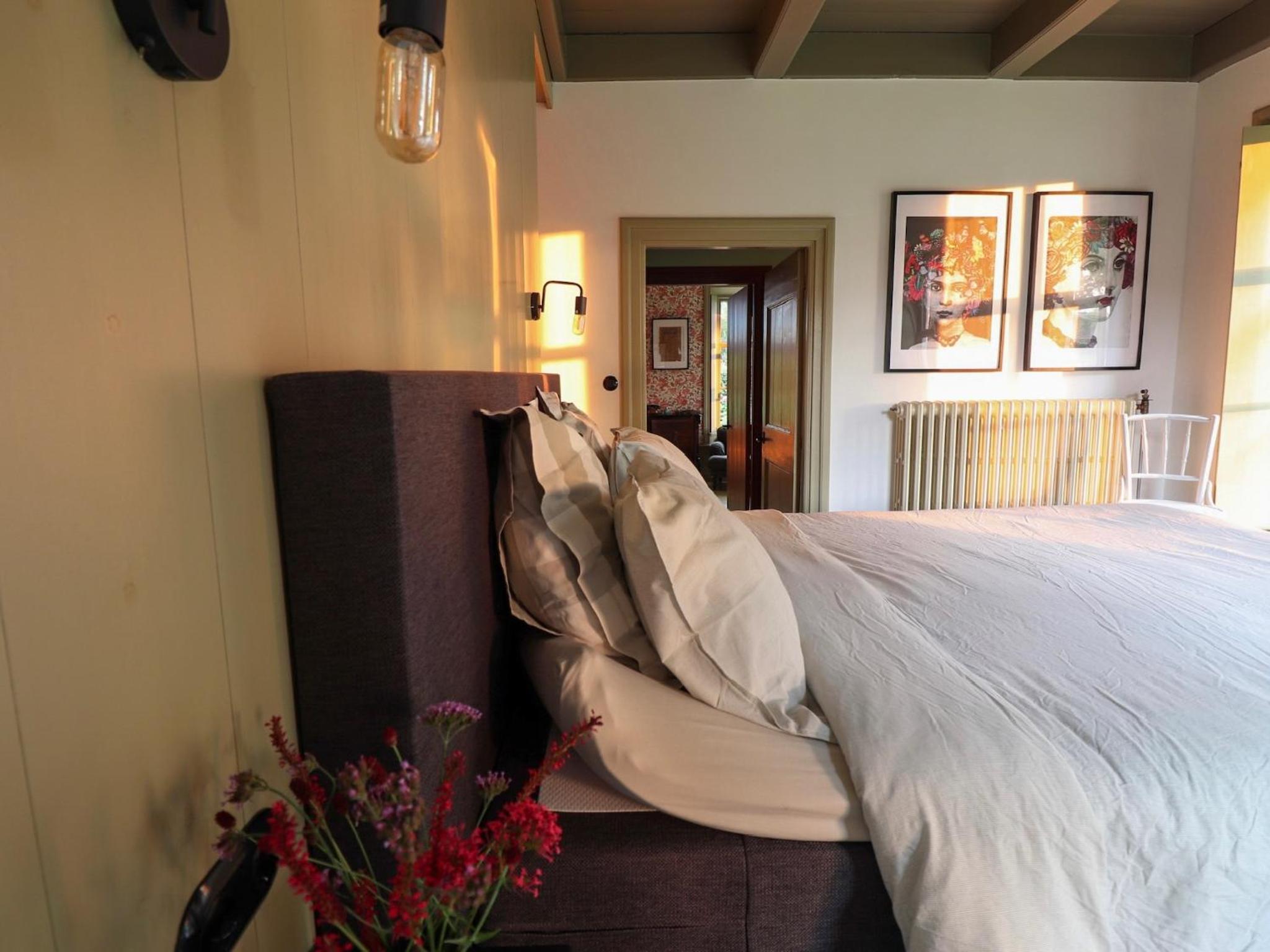 Deluxe Suite photo 1