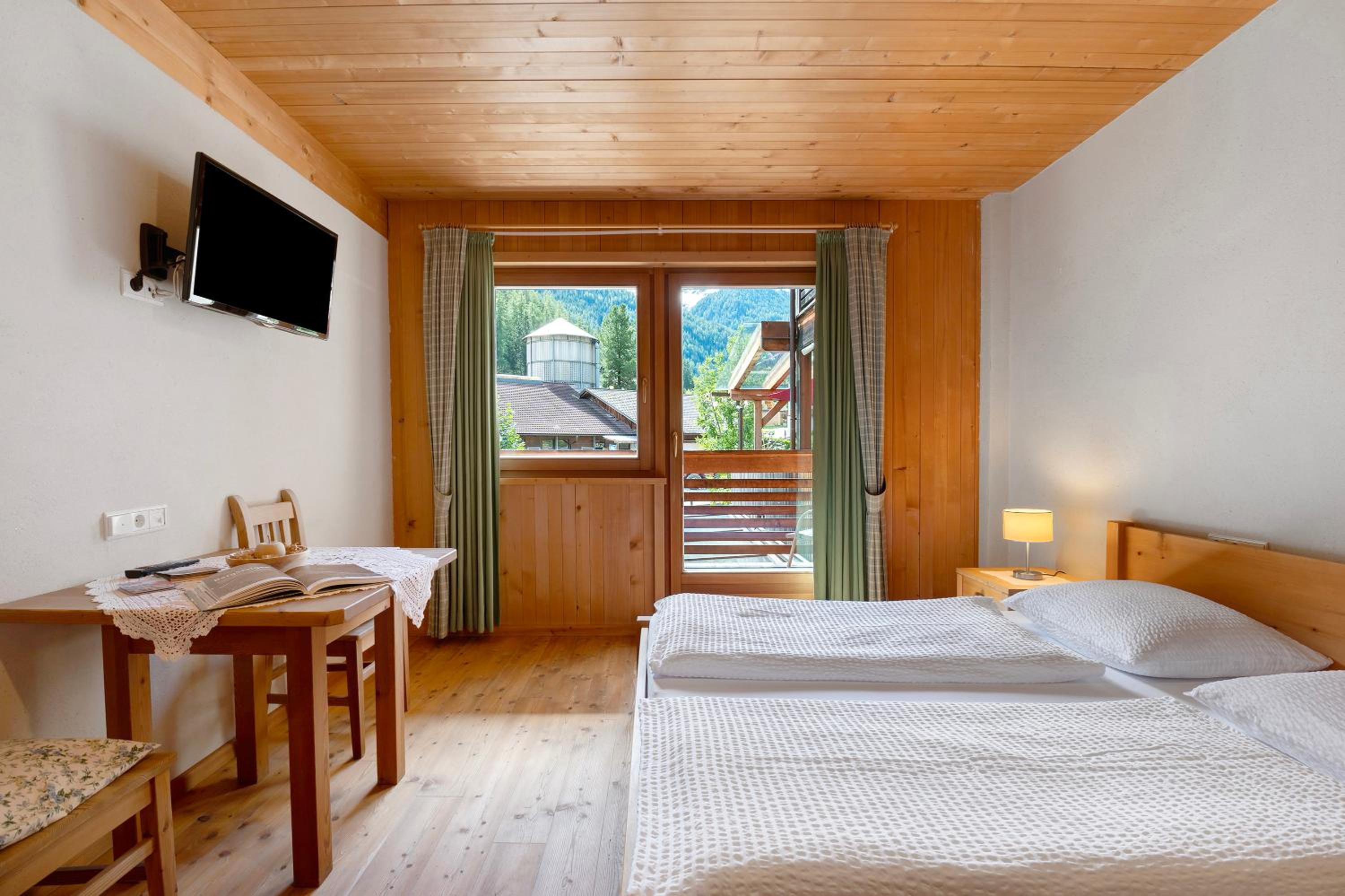 Double Room with Mountain View
