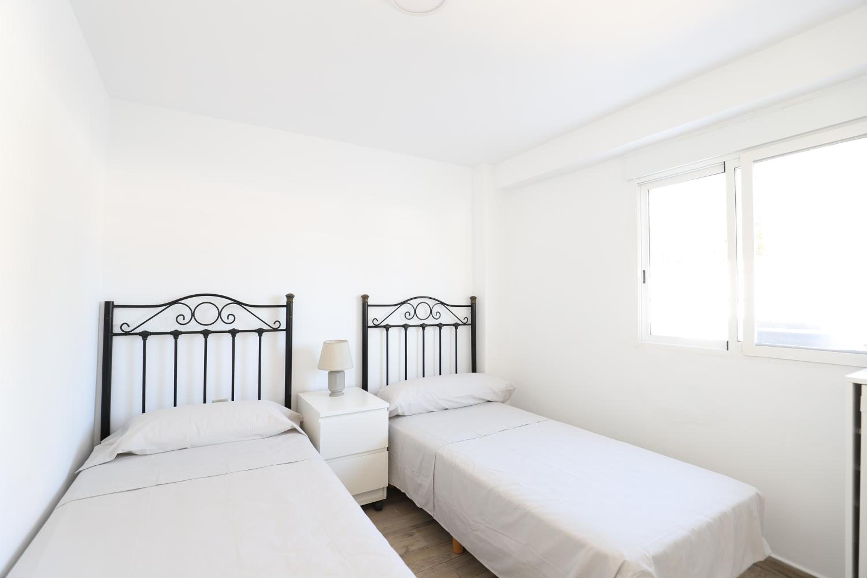 Apartamento de Dos Habitaciones con Piscina Privada