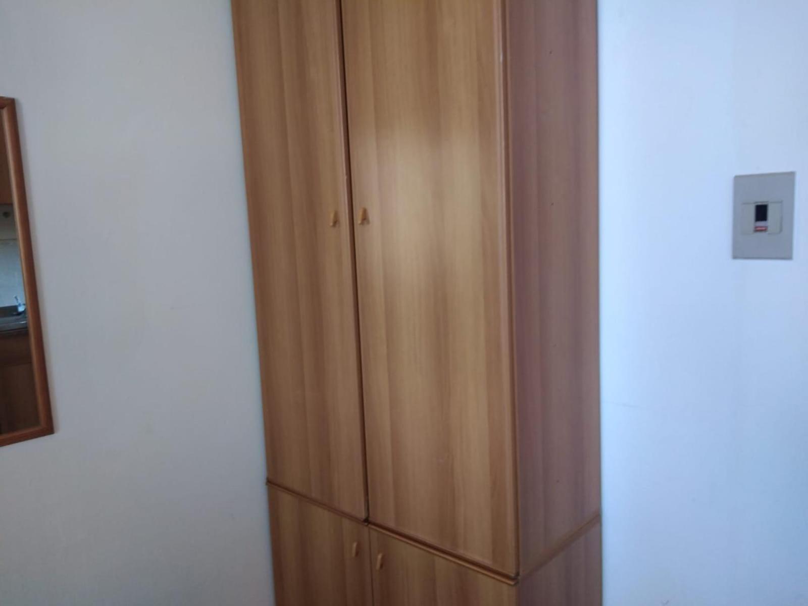Superior One-Bedroom Apartment