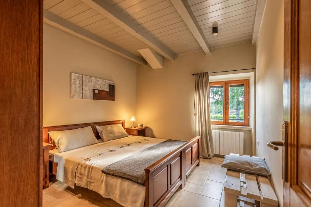 Villa photo 1