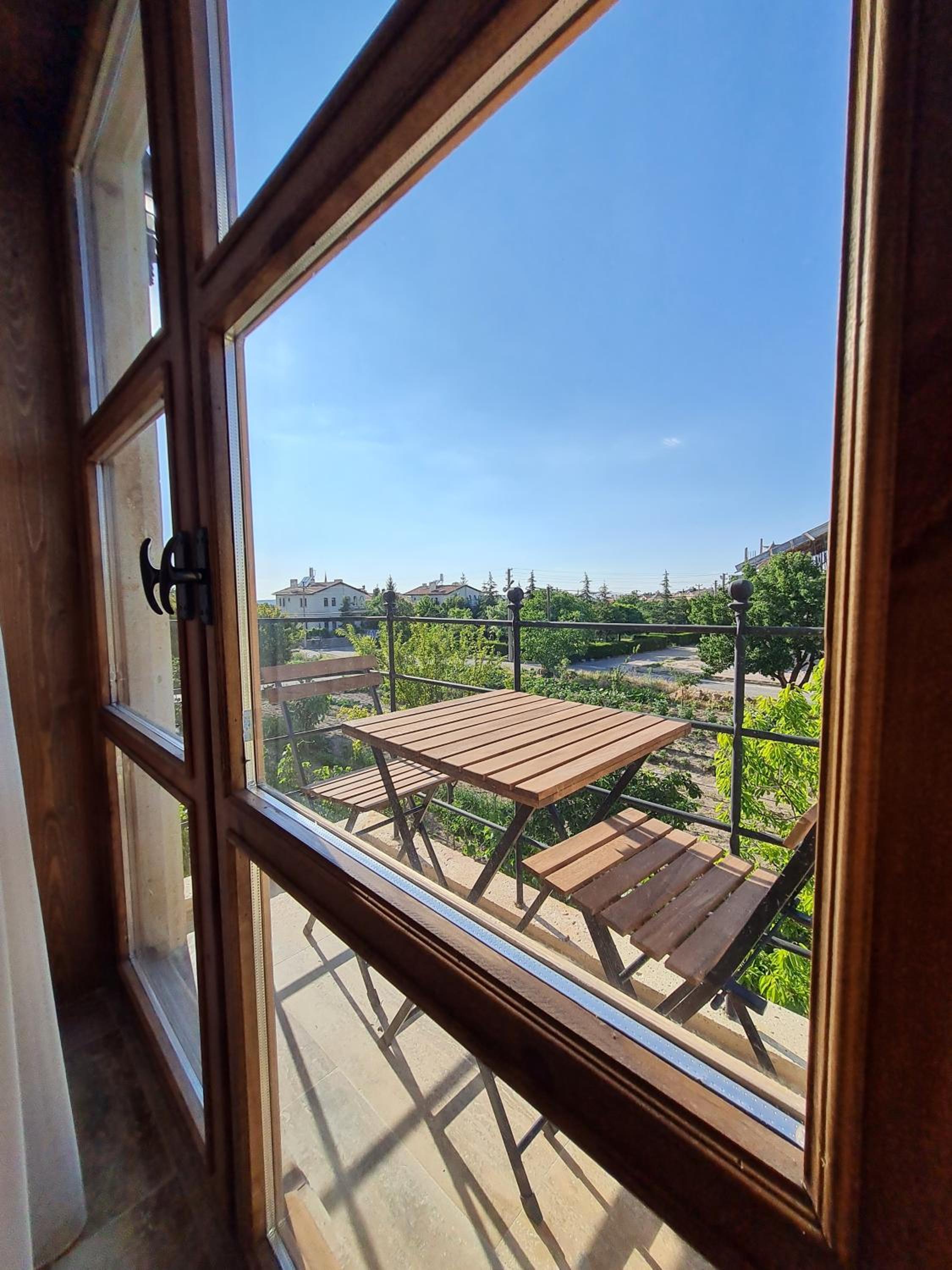 Deluxe Double Room with Castle View - Photo 10
