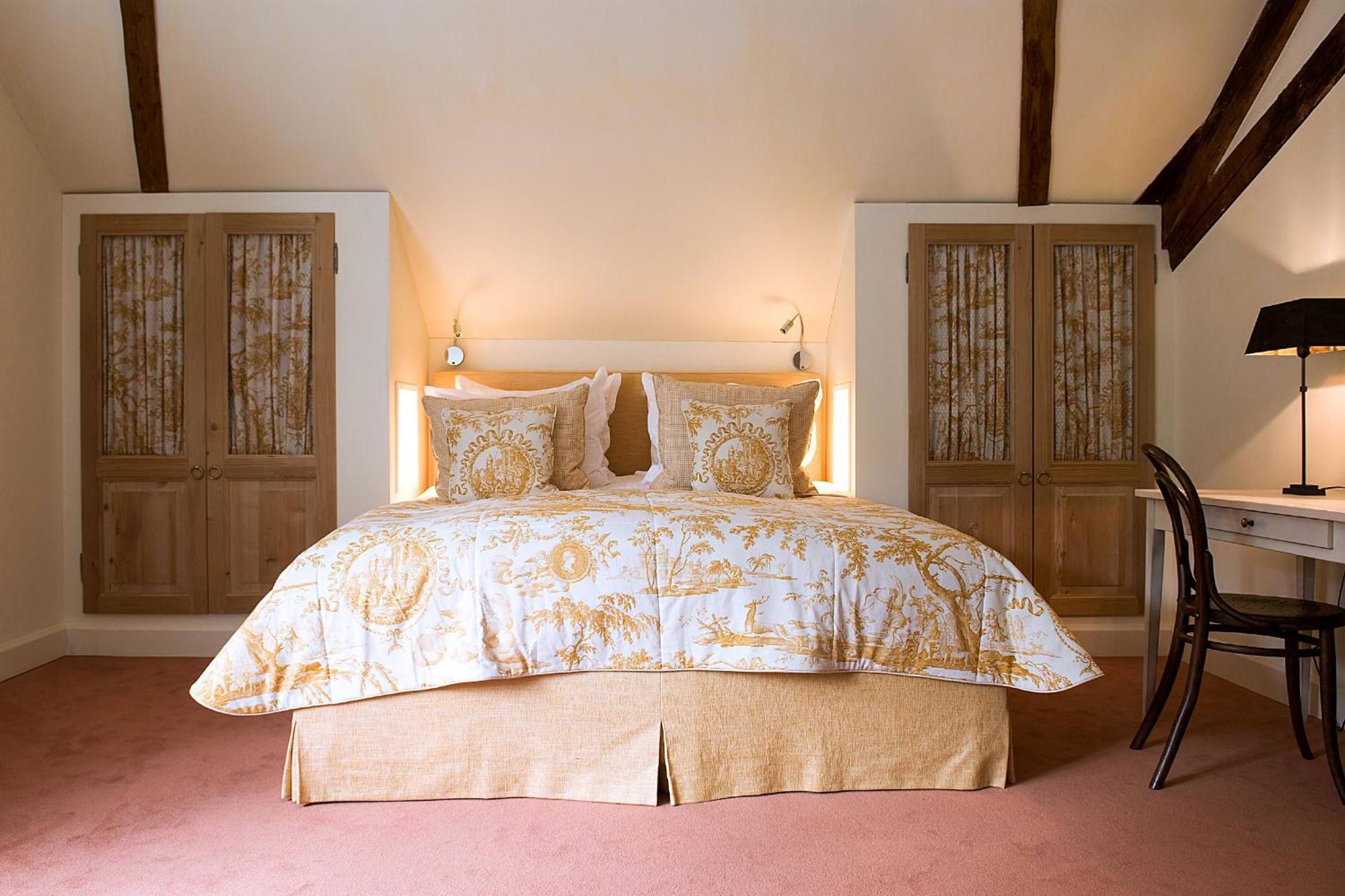 Premium Double Room - Photo 3