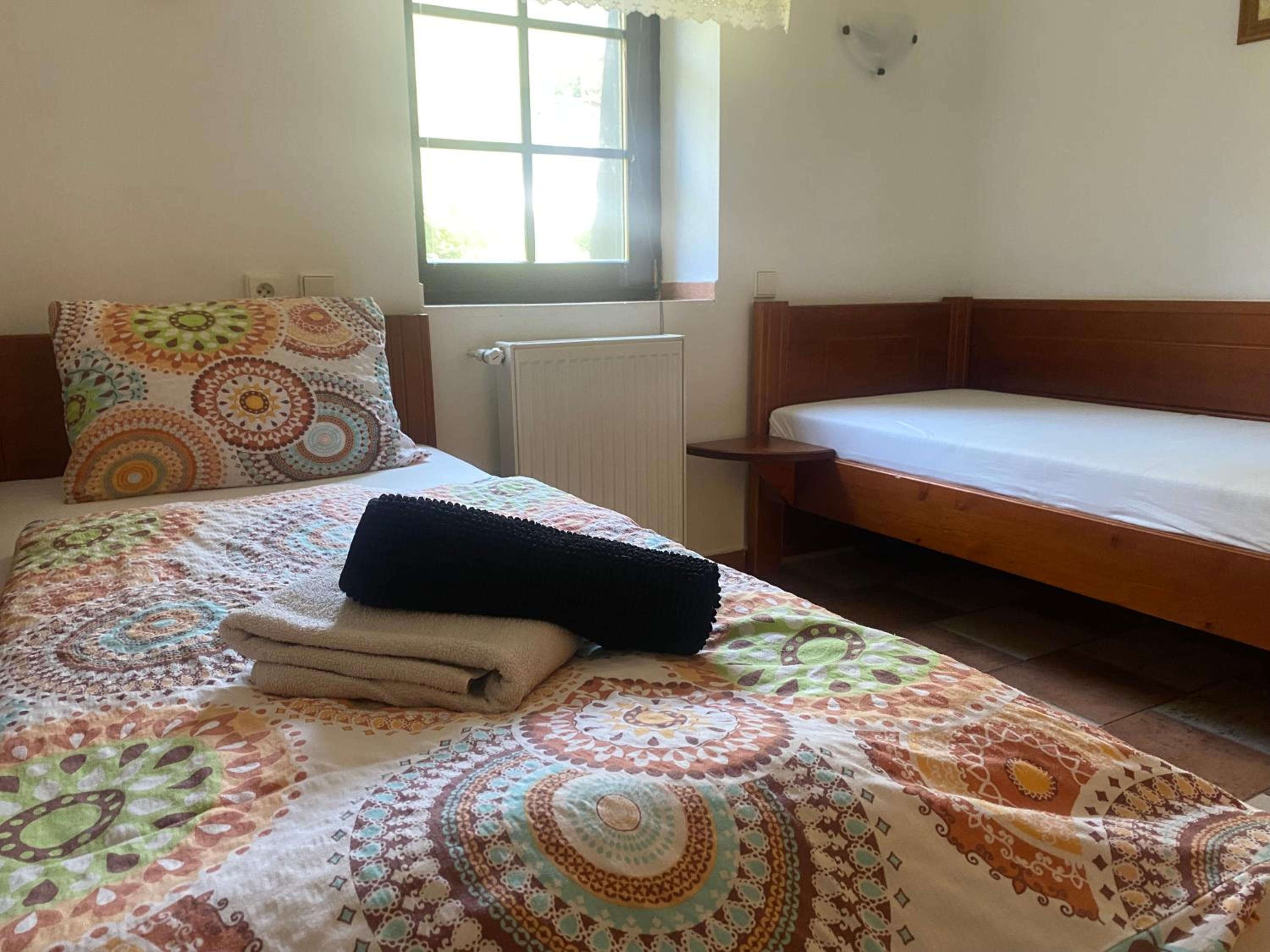 Single Room with Bathroom photo 3