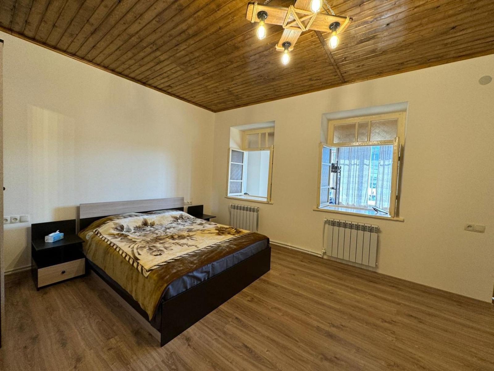 One-Bedroom House photo 1