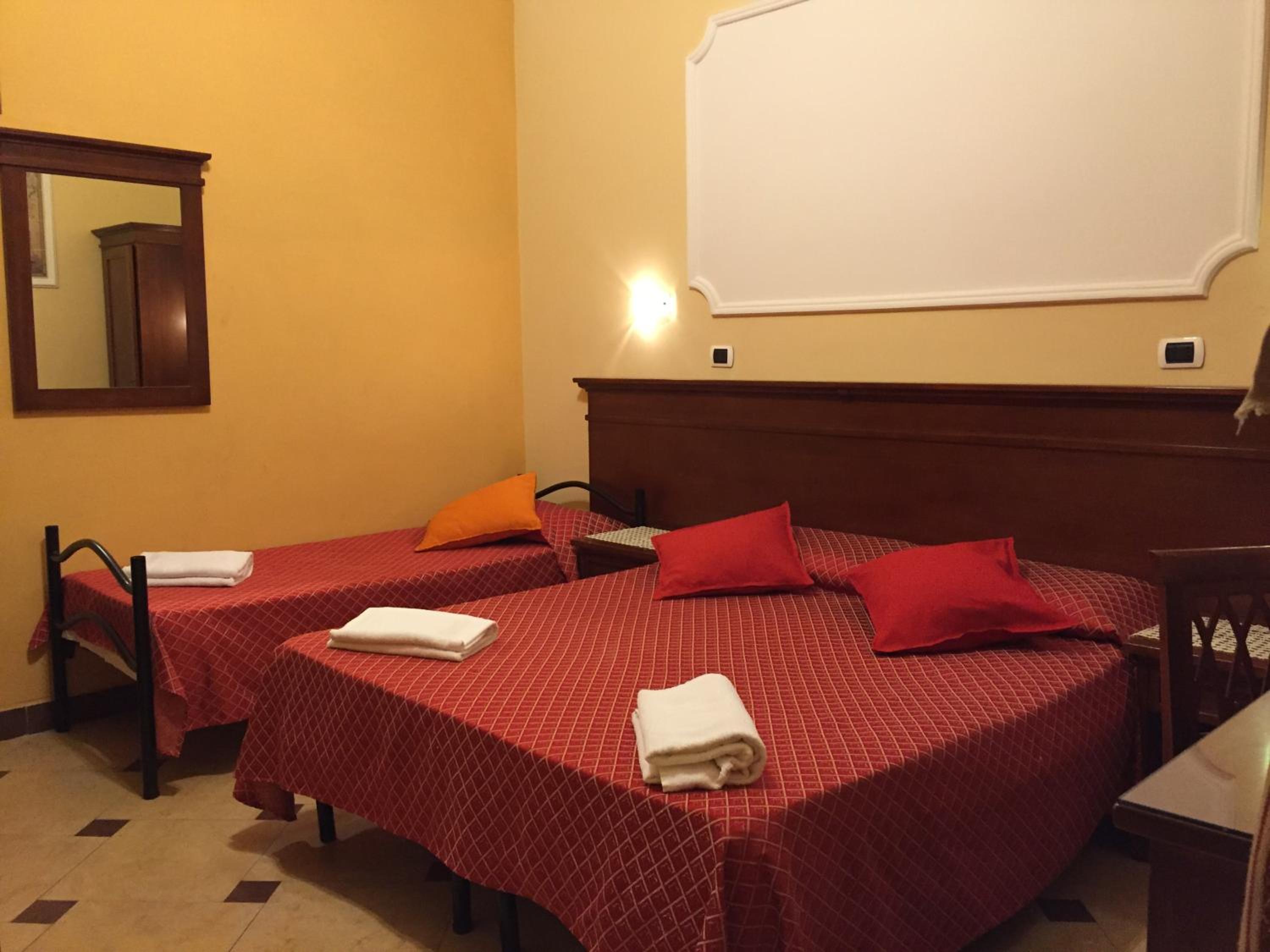 Triple Room