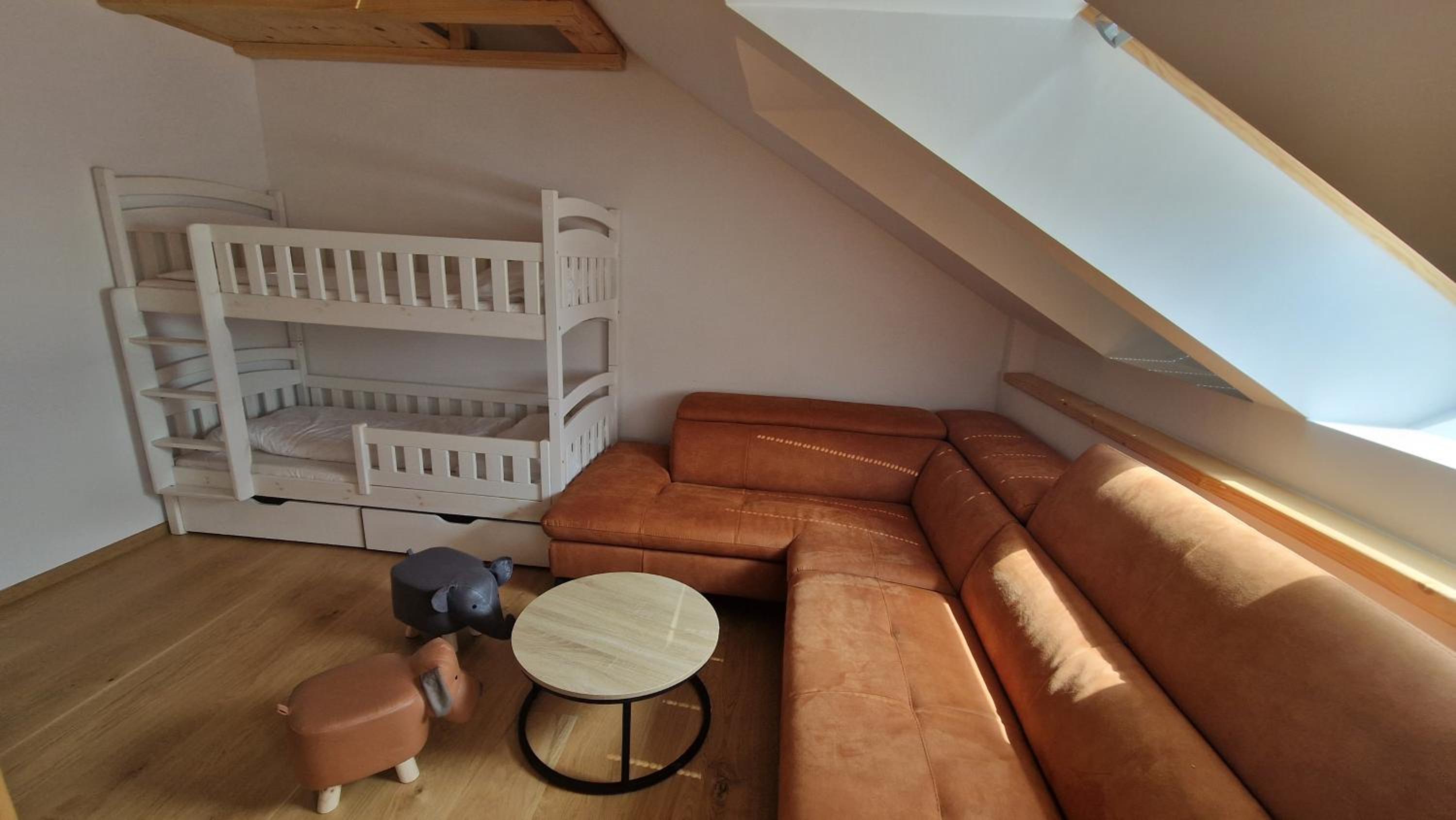 Apartment - Split Level photo 1