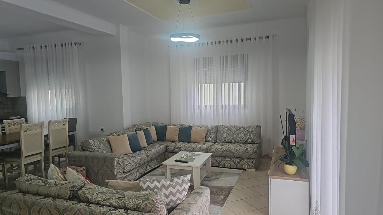 Three-Bedroom Apartment photo 1