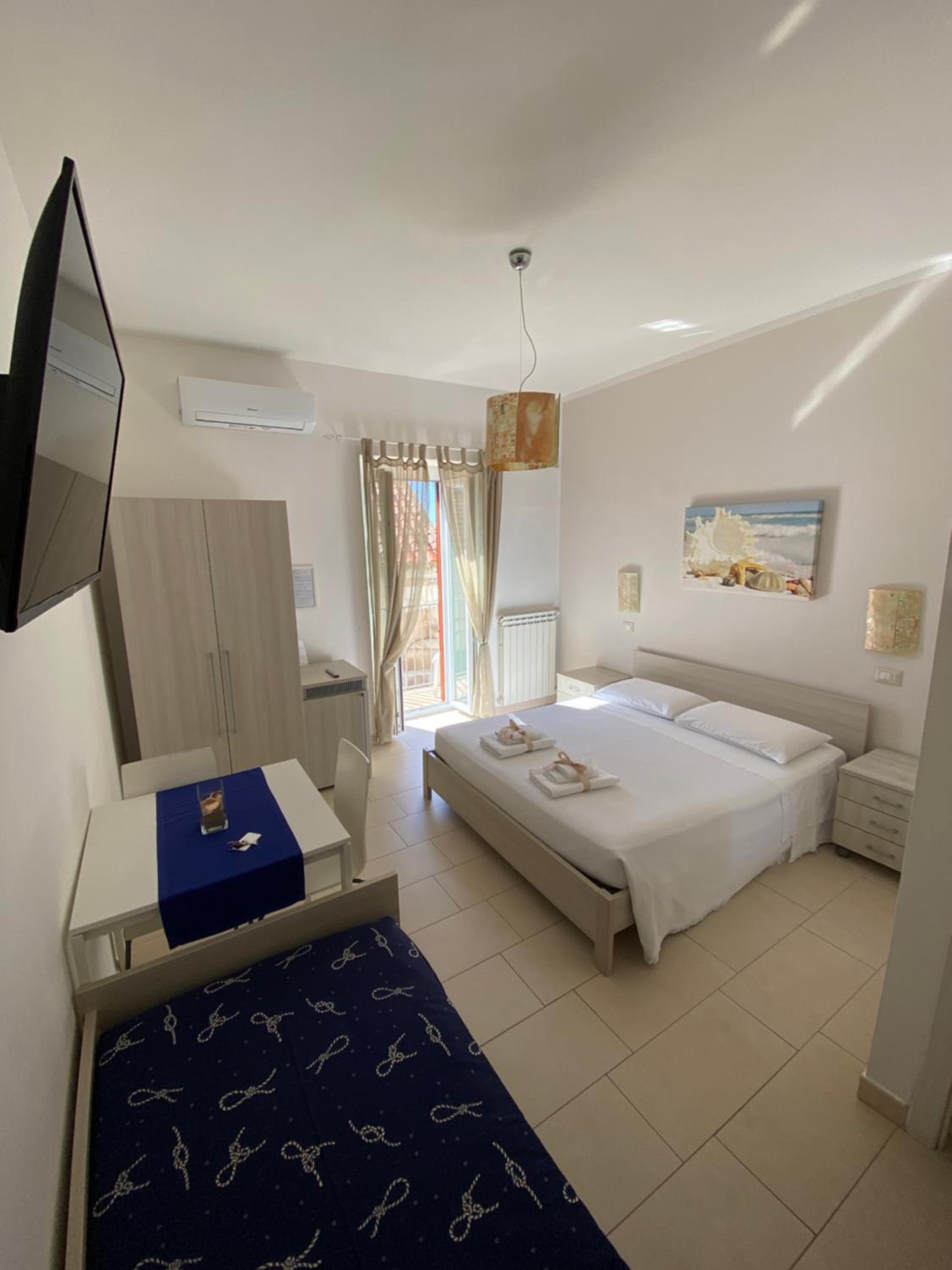 Superior Triple Room