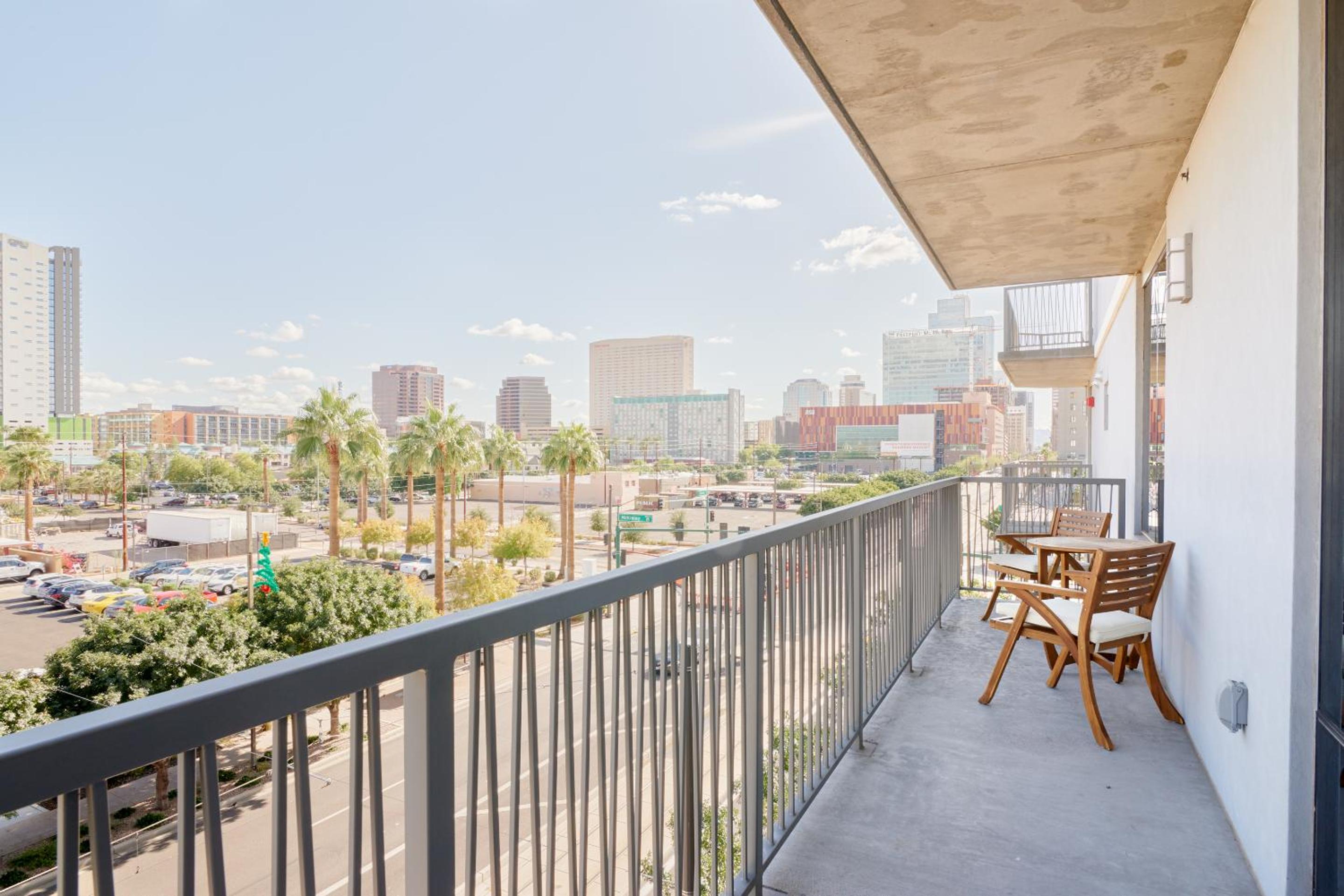 Studio With Balcony photo 2
